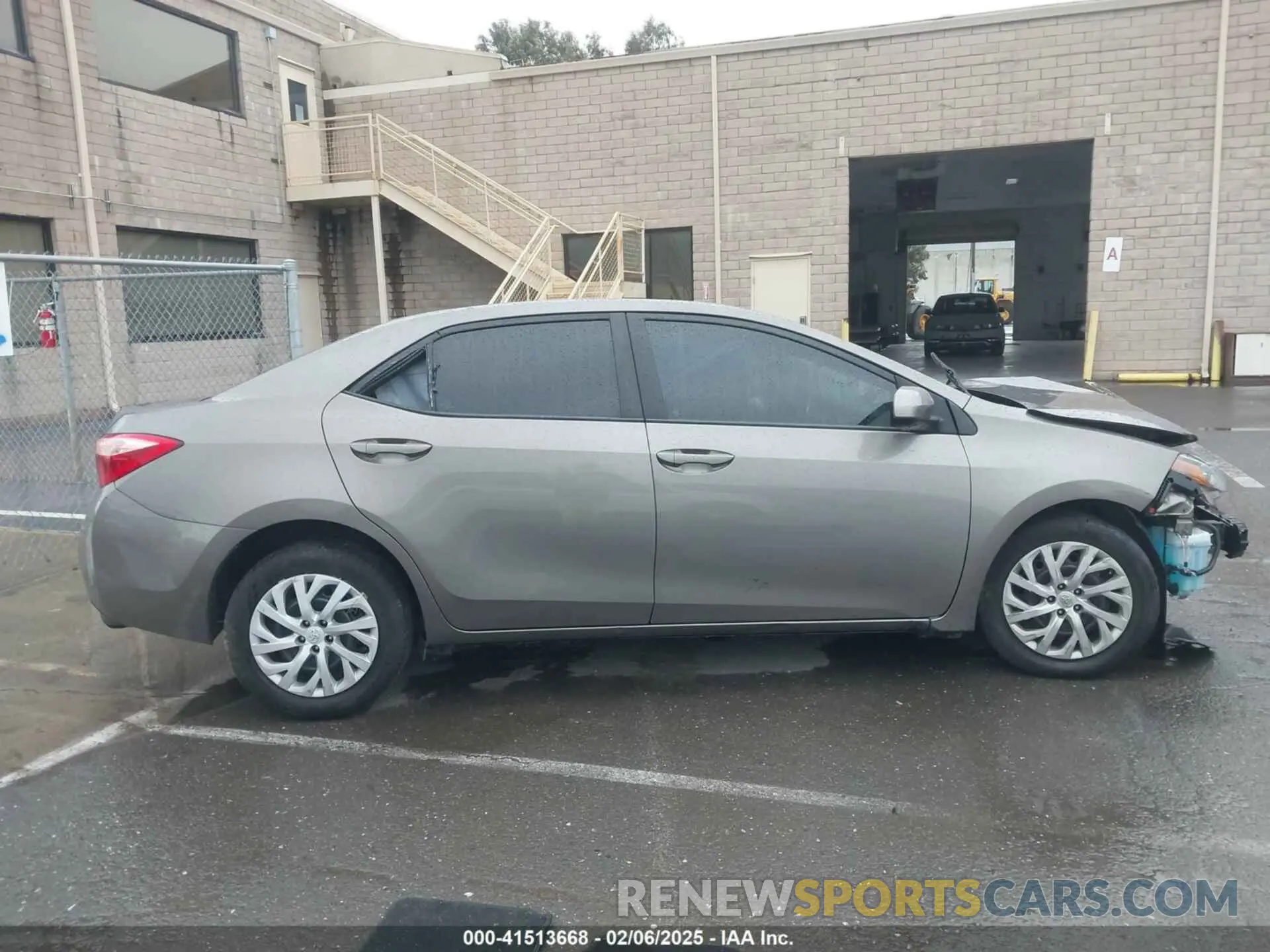 13 Photograph of a damaged car 5YFBURHE4KP865645 TOYOTA COROLLA 2019