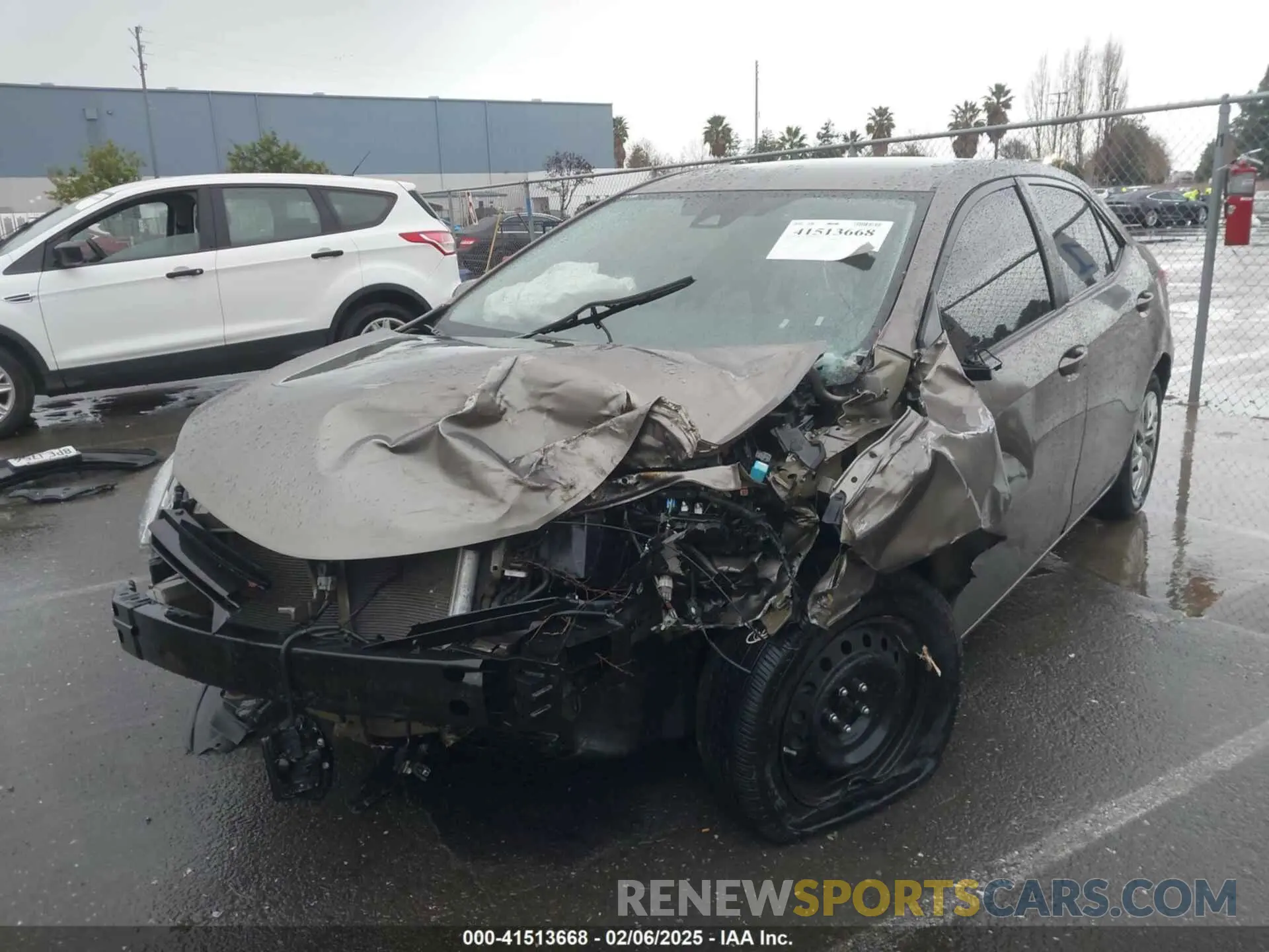 2 Photograph of a damaged car 5YFBURHE4KP865645 TOYOTA COROLLA 2019