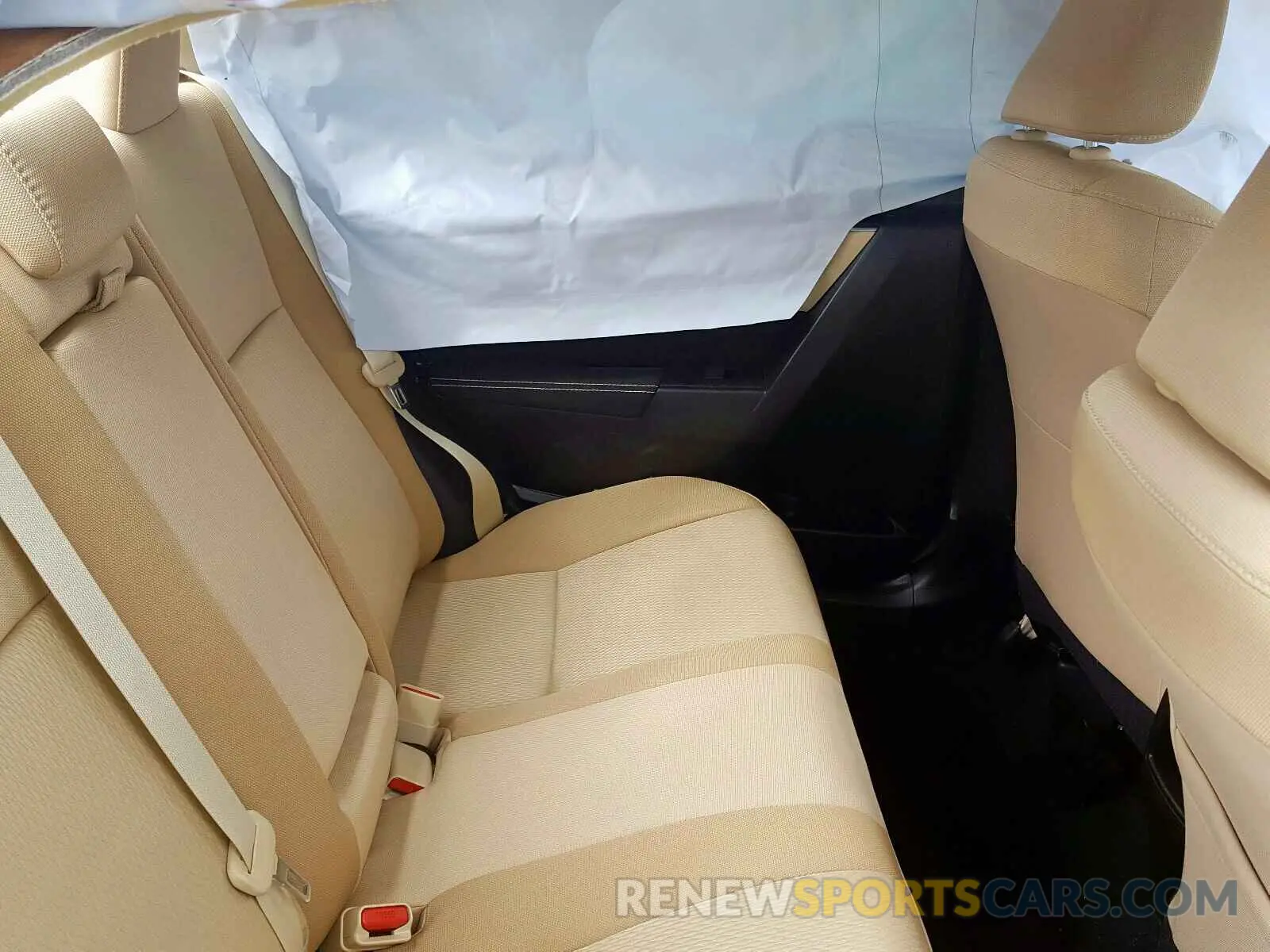 6 Photograph of a damaged car 5YFBURHE4KP867864 TOYOTA COROLLA 2019
