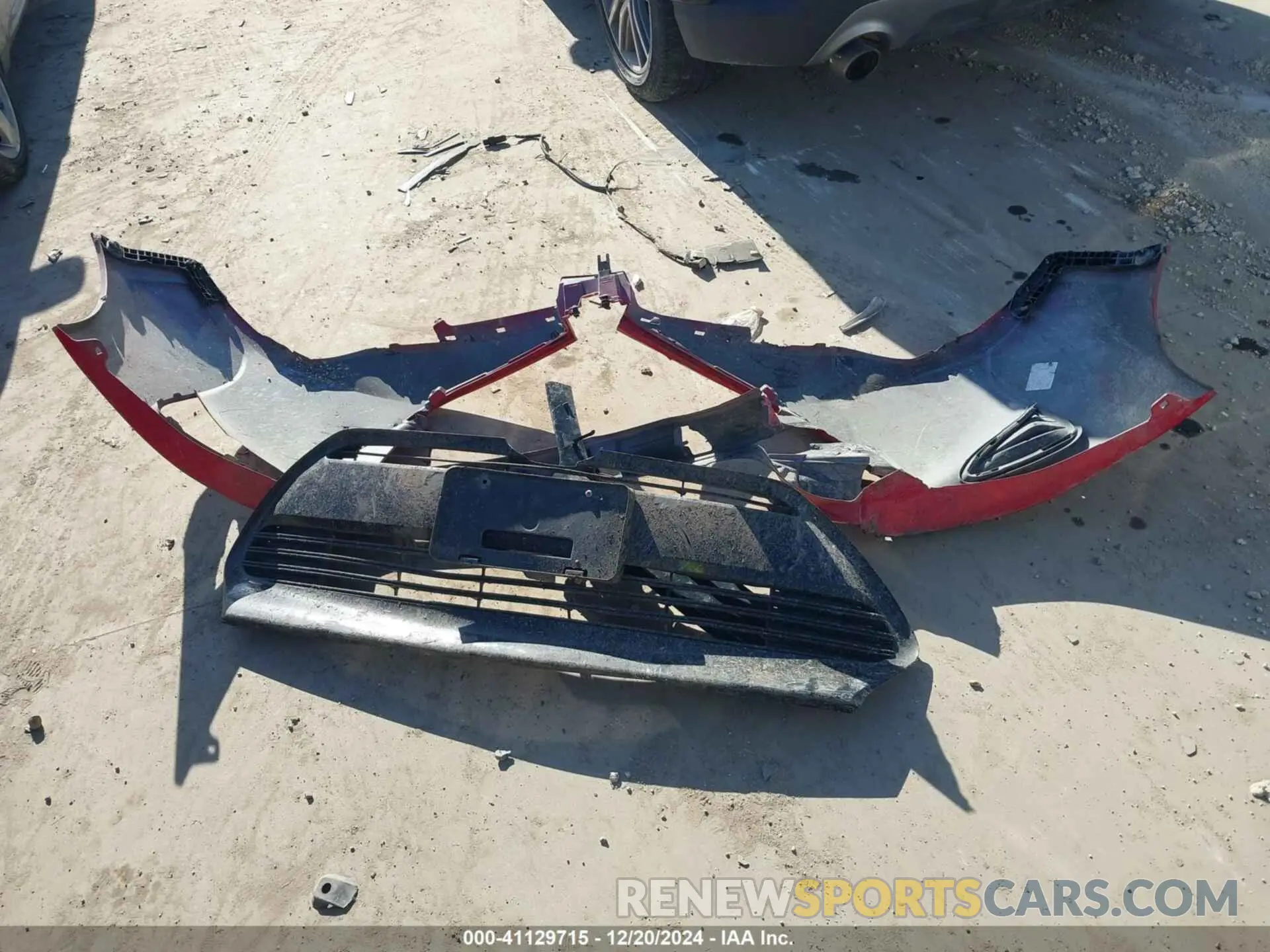 11 Photograph of a damaged car 5YFBURHE4KP871185 TOYOTA COROLLA 2019