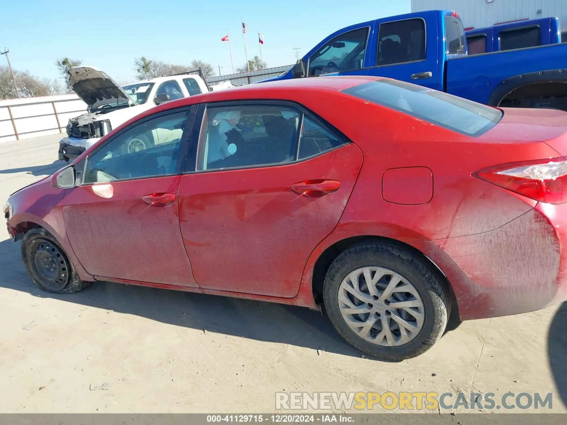 14 Photograph of a damaged car 5YFBURHE4KP871185 TOYOTA COROLLA 2019