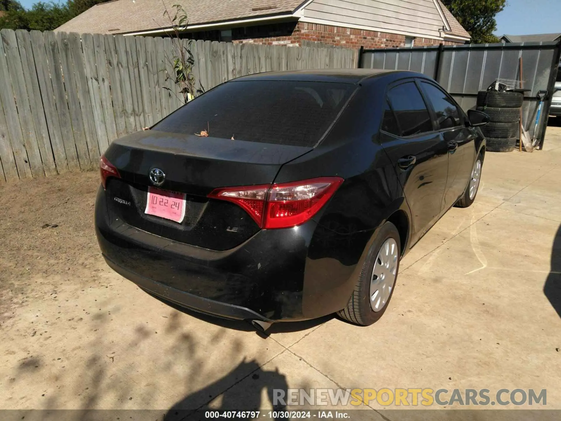 4 Photograph of a damaged car 5YFBURHE4KP871316 TOYOTA COROLLA 2019