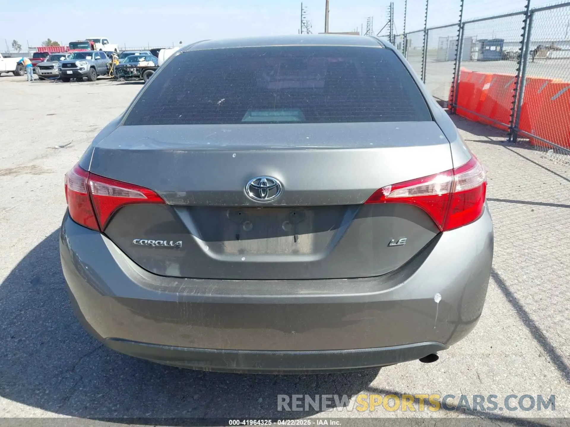 17 Photograph of a damaged car 5YFBURHE4KP873647 TOYOTA COROLLA 2019