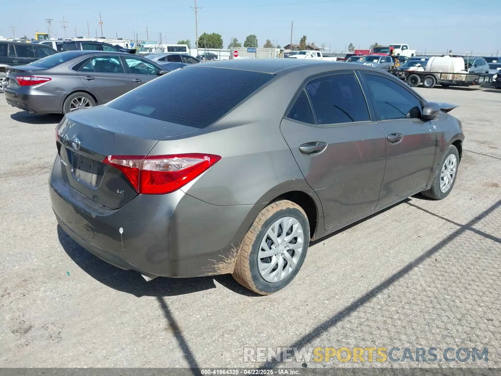4 Photograph of a damaged car 5YFBURHE4KP873647 TOYOTA COROLLA 2019