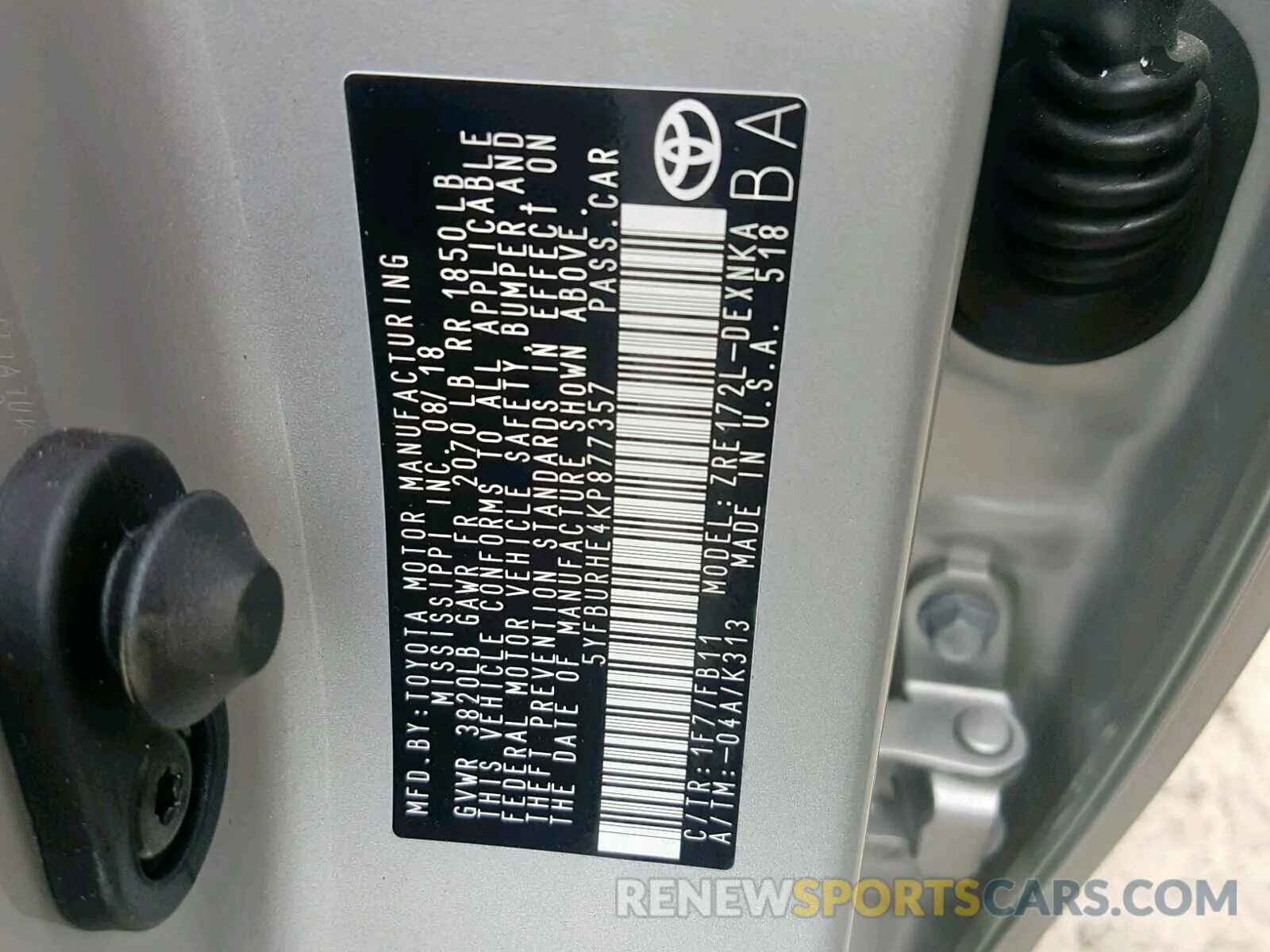 10 Photograph of a damaged car 5YFBURHE4KP877357 TOYOTA COROLLA 2019