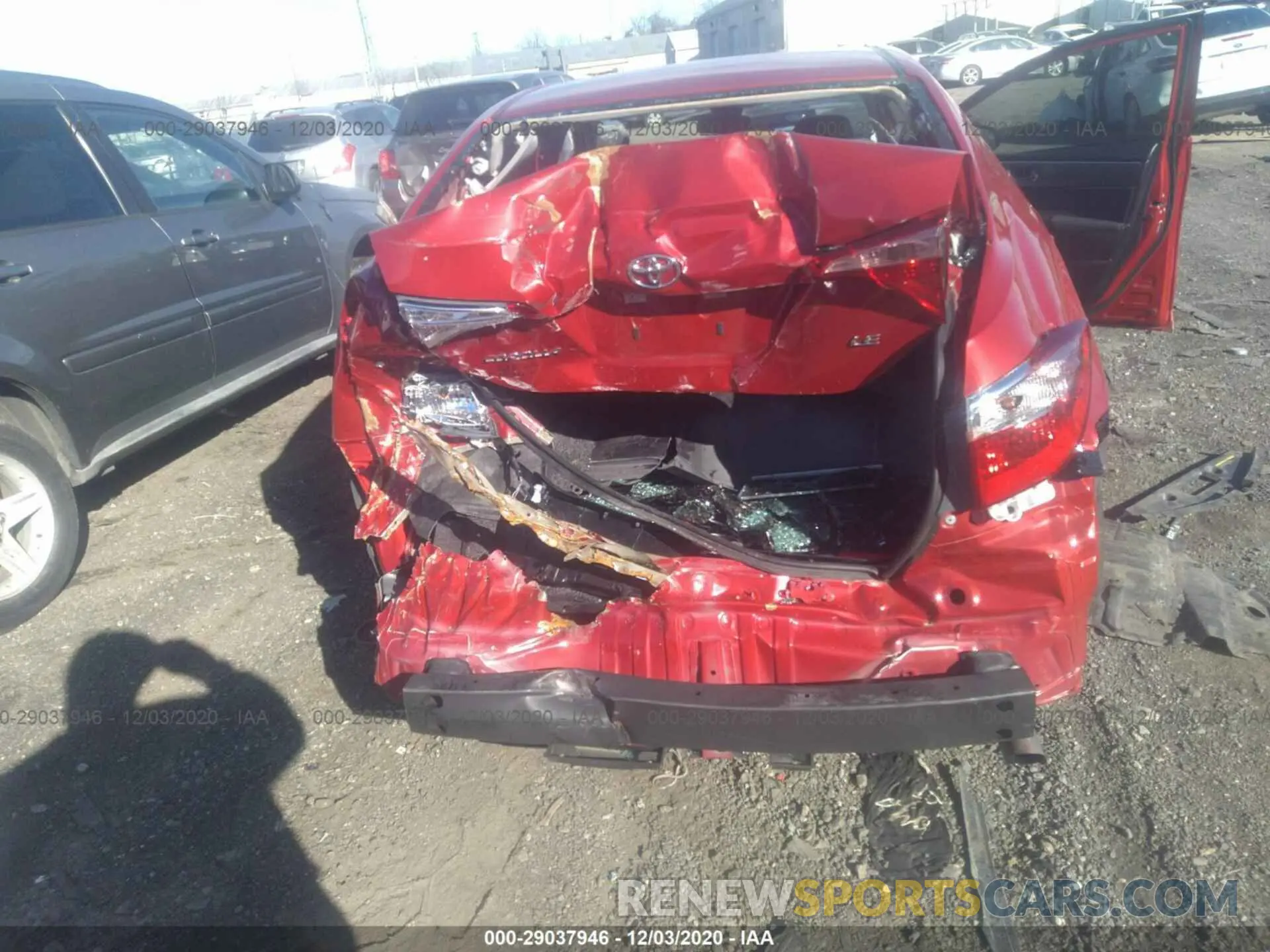 6 Photograph of a damaged car 5YFBURHE4KP881005 TOYOTA COROLLA 2019