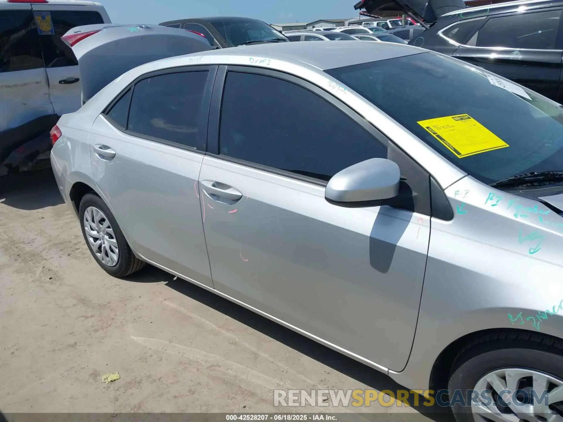 13 Photograph of a damaged car 5YFBURHE4KP881845 TOYOTA COROLLA 2019