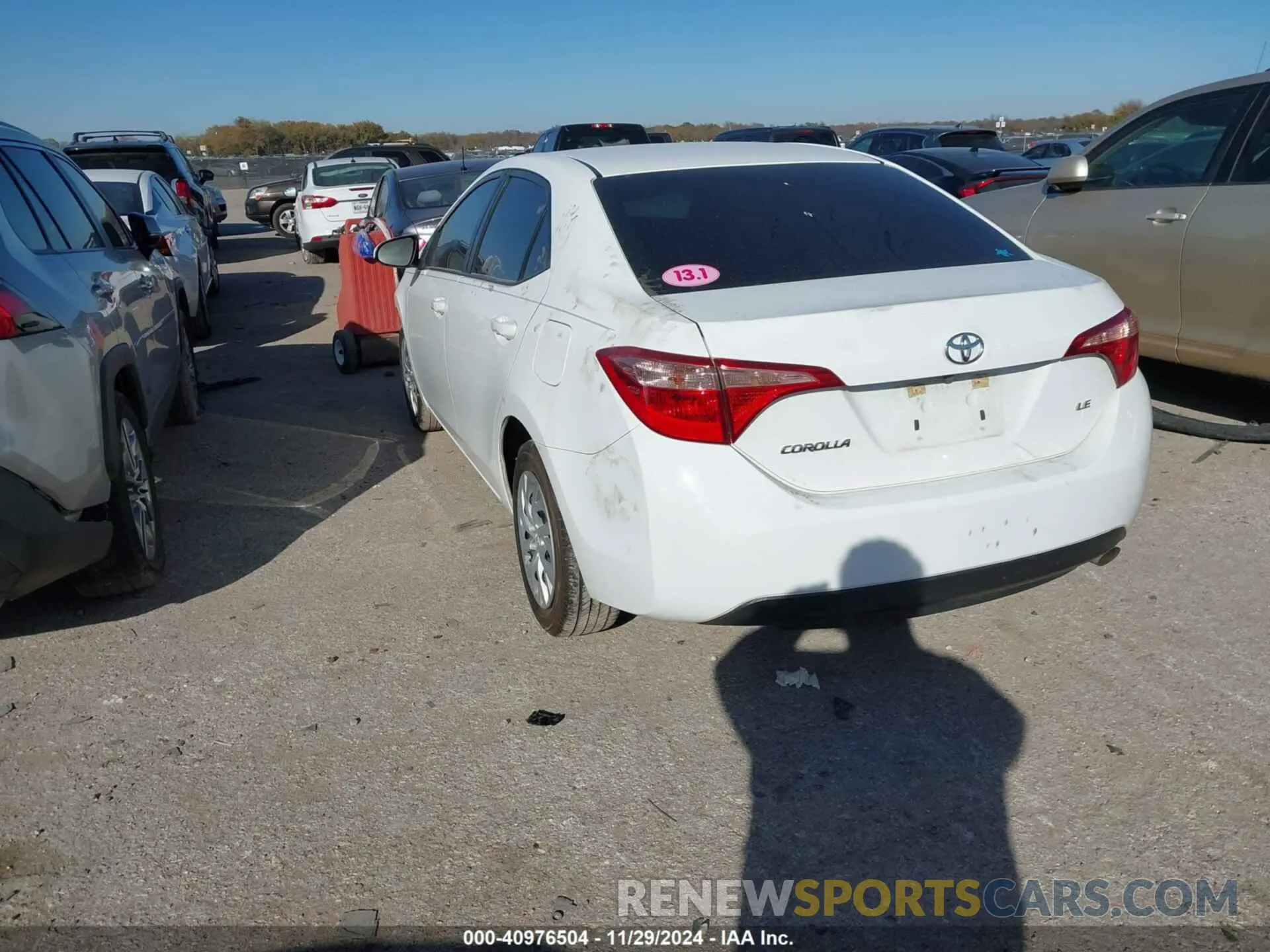 3 Фотография поврежденного автомобиля 5YFBURHE4KP882073 TOYOTA COROLLA 2019