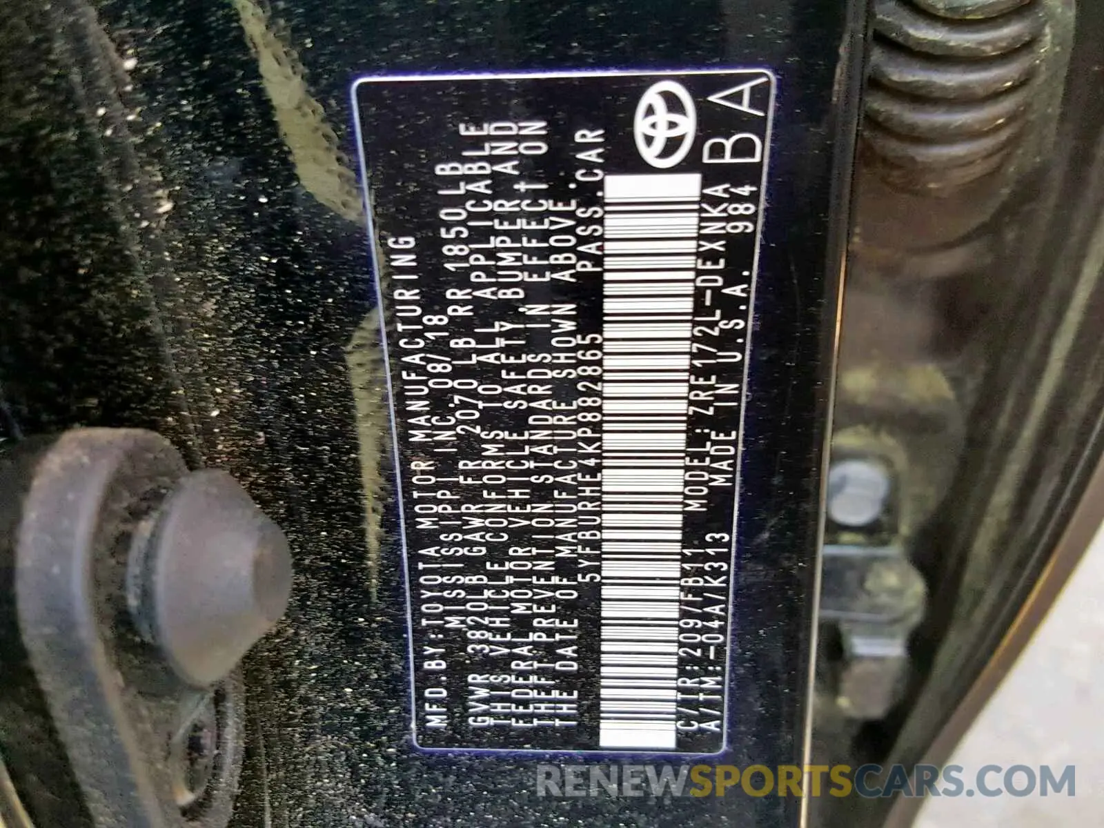 10 Photograph of a damaged car 5YFBURHE4KP882865 TOYOTA COROLLA 2019