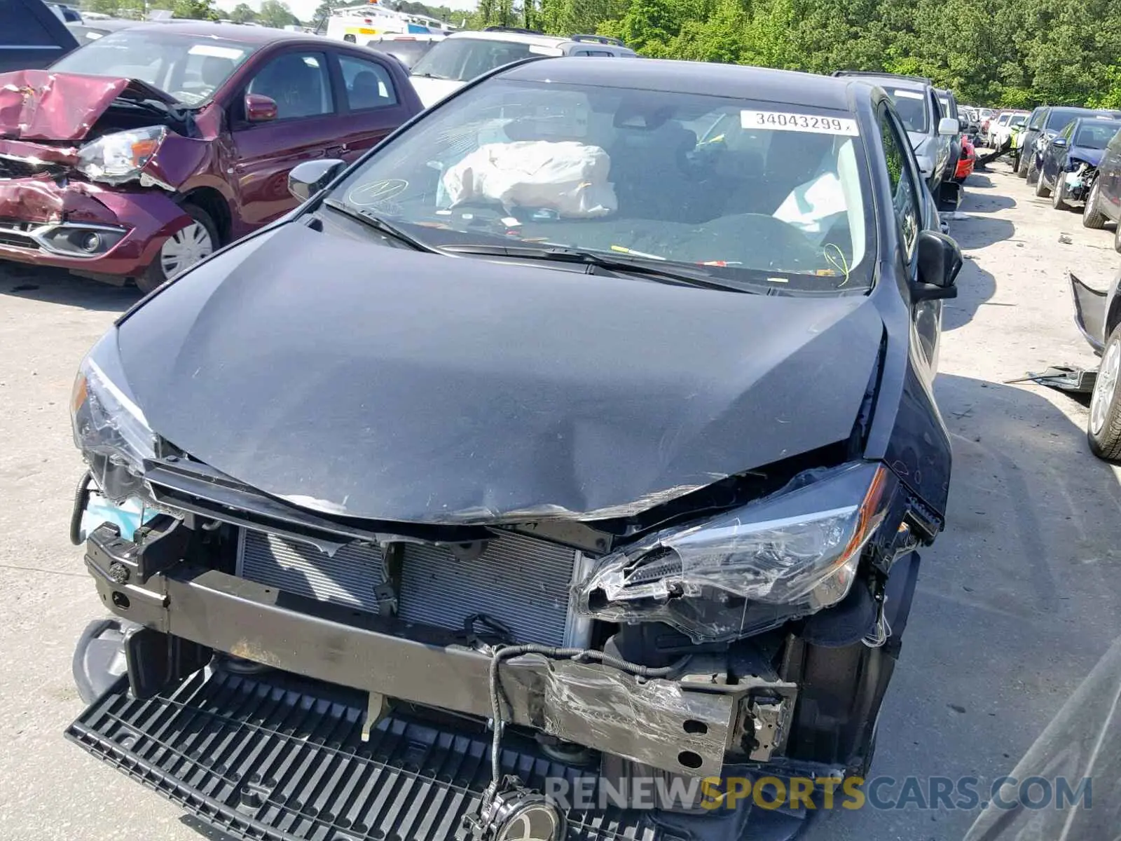 2 Photograph of a damaged car 5YFBURHE4KP882865 TOYOTA COROLLA 2019