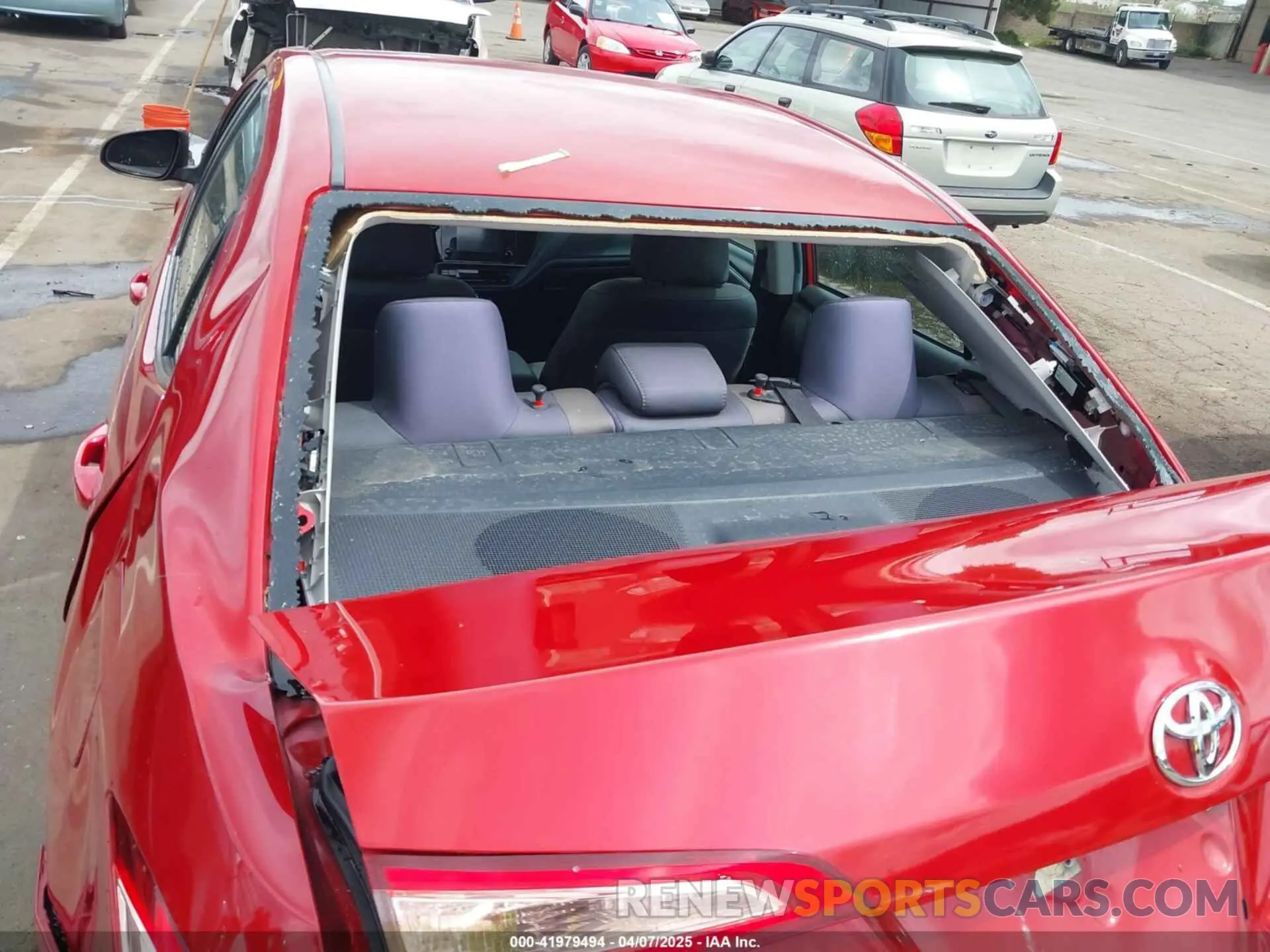 16 Photograph of a damaged car 5YFBURHE4KP883871 TOYOTA COROLLA 2019
