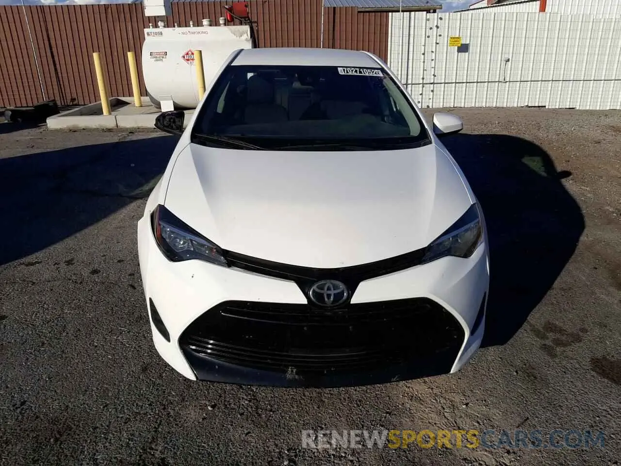 5 Photograph of a damaged car 5YFBURHE4KP885099 TOYOTA COROLLA 2019