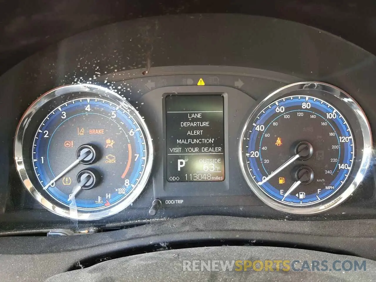 9 Photograph of a damaged car 5YFBURHE4KP885099 TOYOTA COROLLA 2019