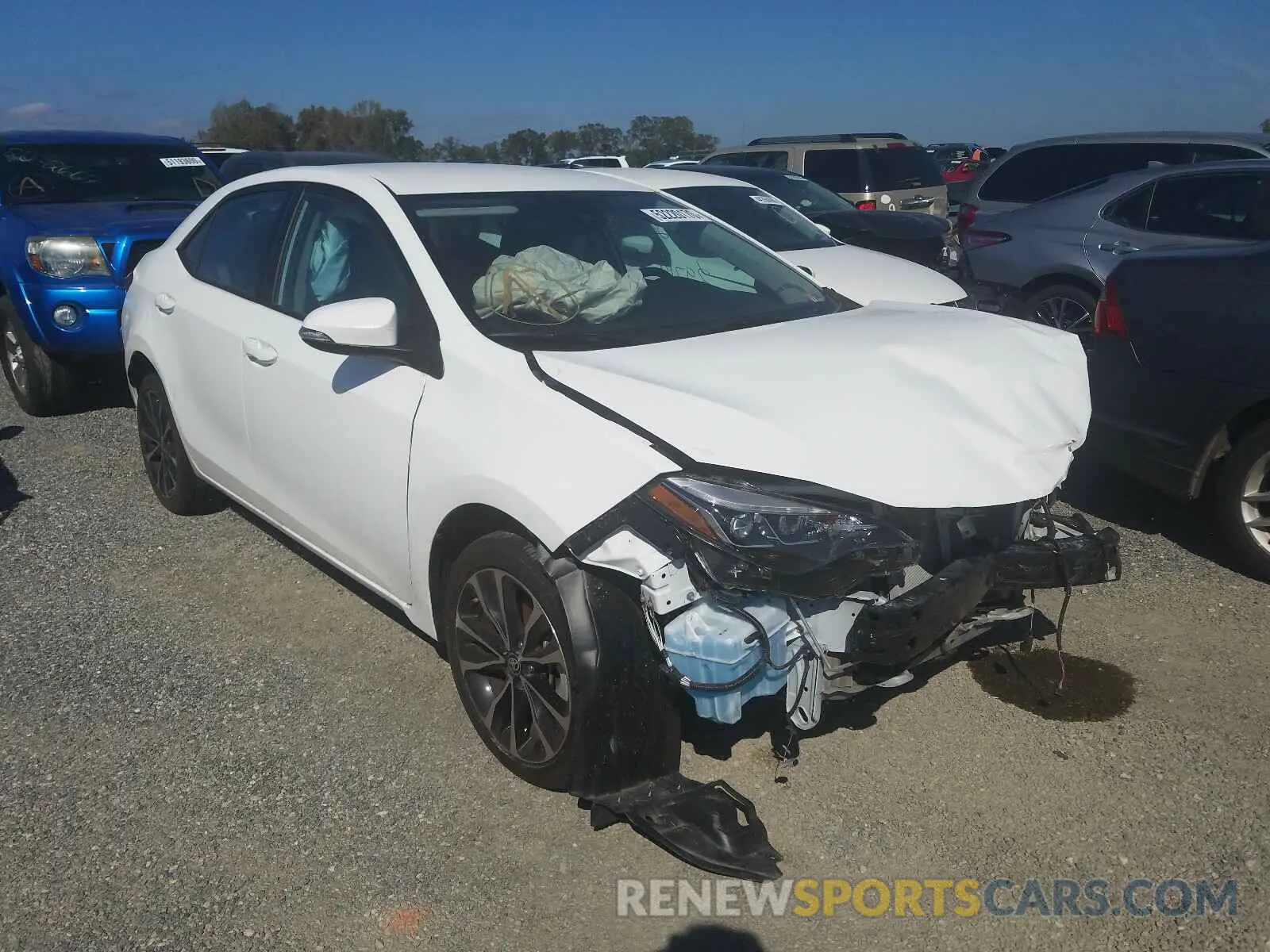 1 Photograph of a damaged car 5YFBURHE4KP891128 TOYOTA COROLLA 2019
