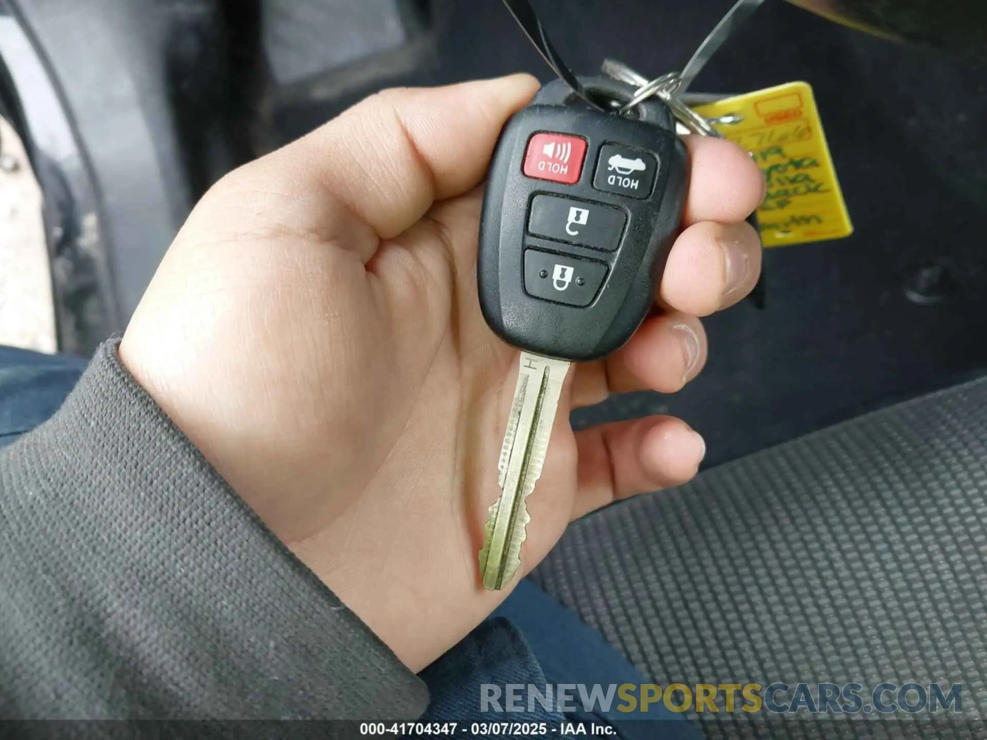 11 Фотография поврежденного автомобиля 5YFBURHE4KP895647 TOYOTA COROLLA 2019