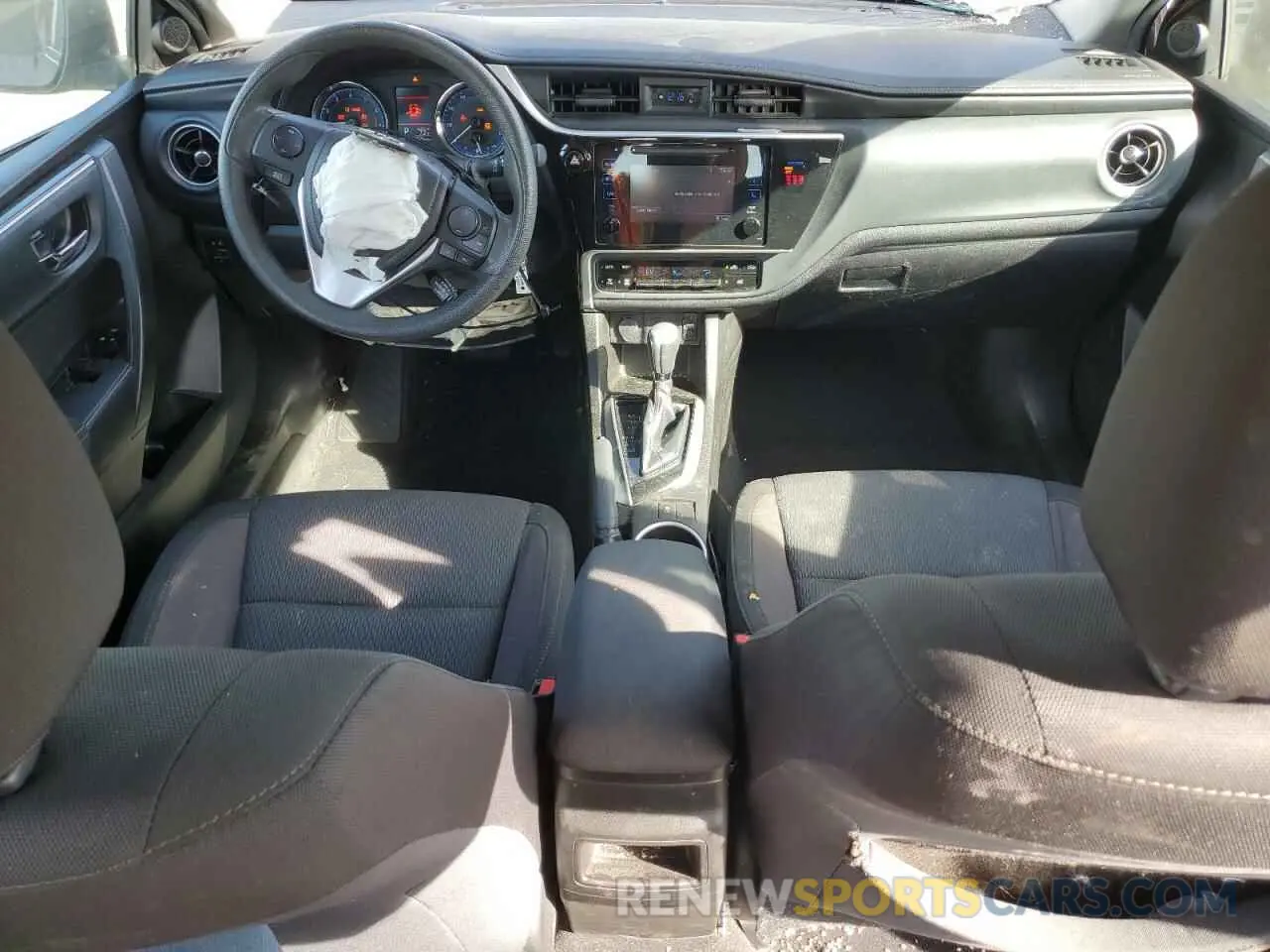 8 Photograph of a damaged car 5YFBURHE4KP900734 TOYOTA COROLLA 2019