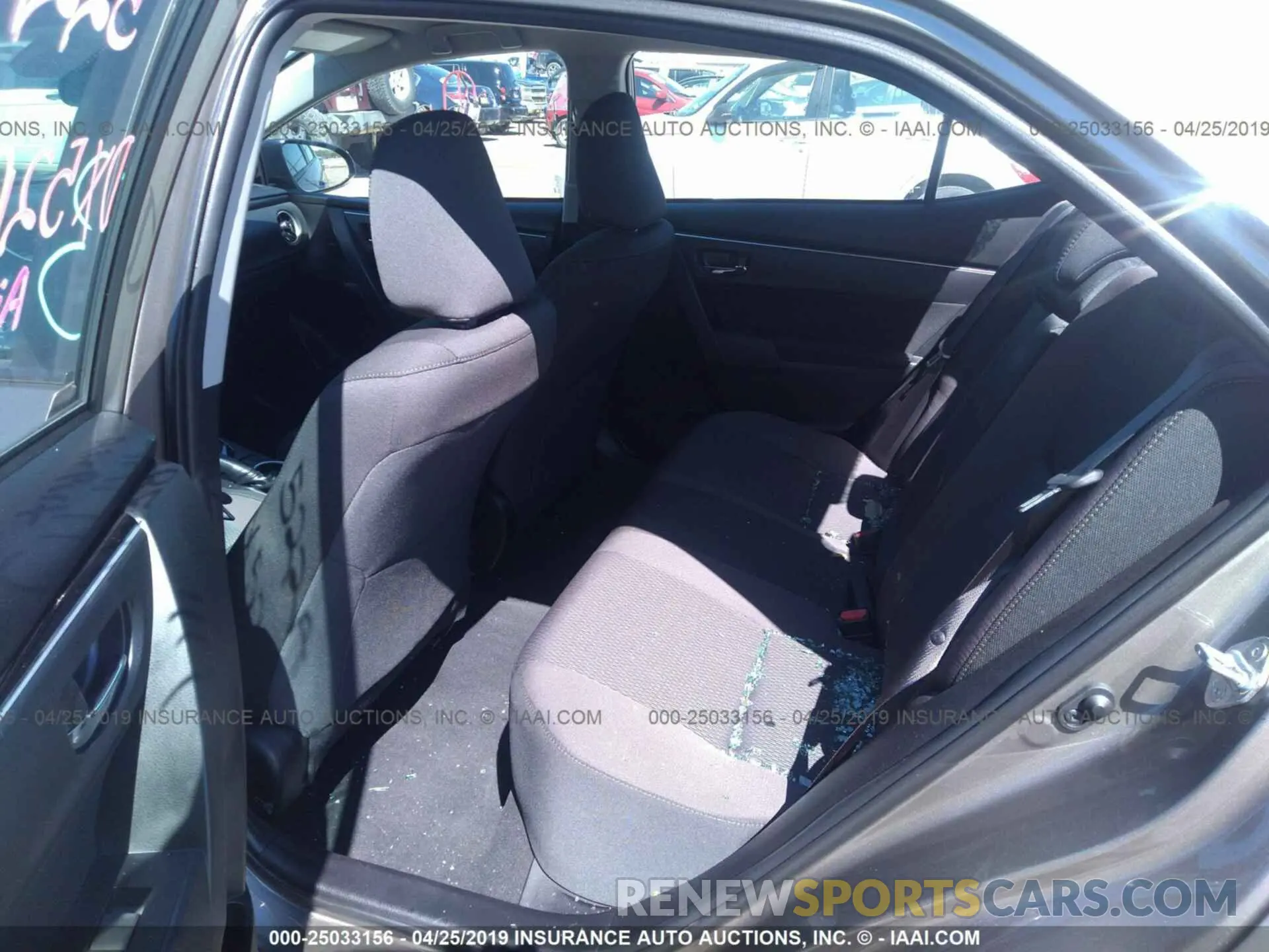 8 Photograph of a damaged car 5YFBURHE4KP902158 TOYOTA COROLLA 2019