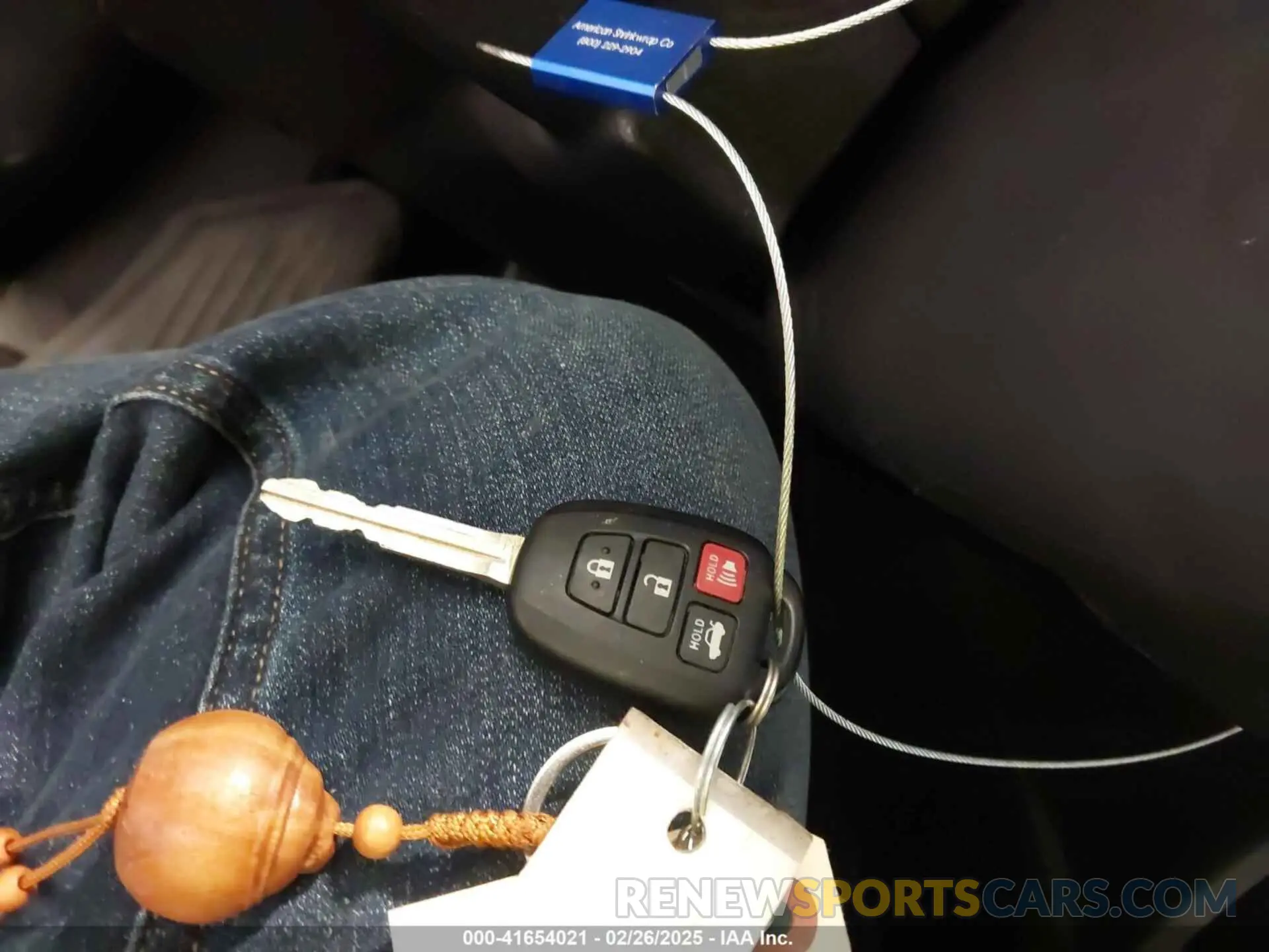 11 Photograph of a damaged car 5YFBURHE4KP904766 TOYOTA COROLLA 2019