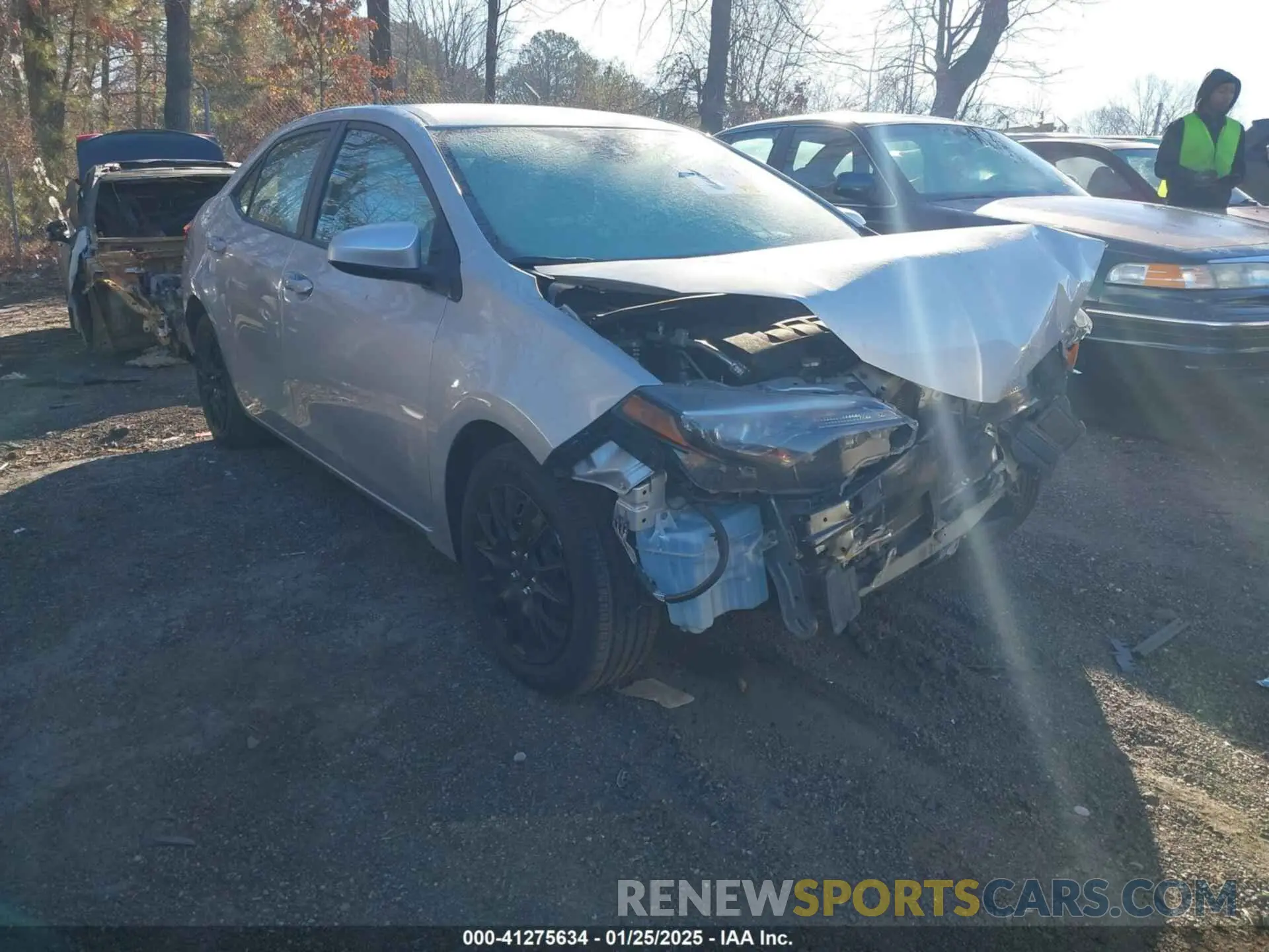 1 Photograph of a damaged car 5YFBURHE4KP906890 TOYOTA COROLLA 2019