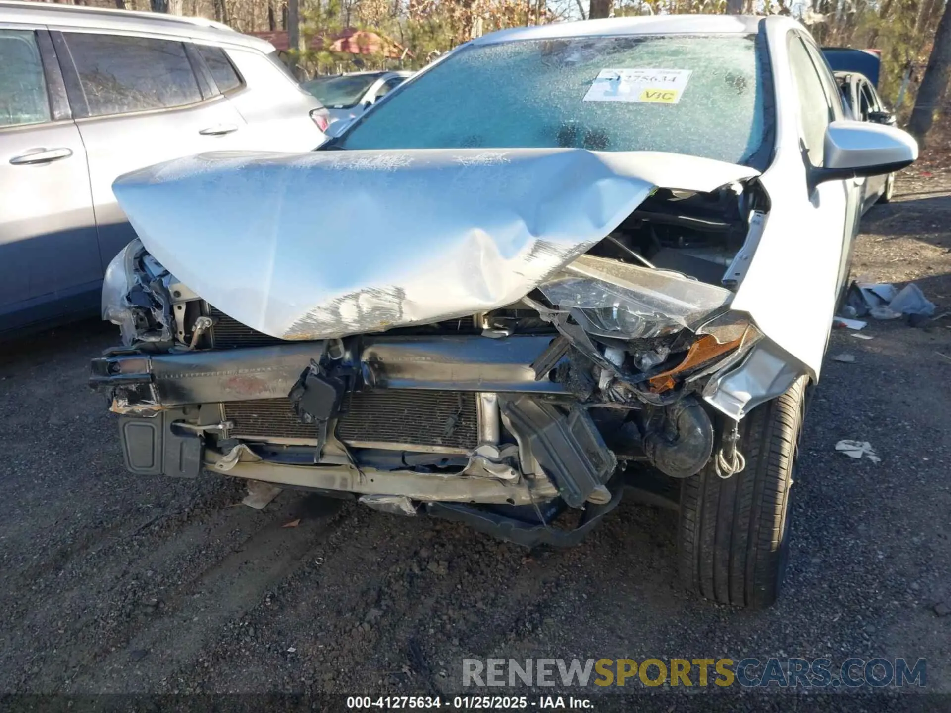 6 Photograph of a damaged car 5YFBURHE4KP906890 TOYOTA COROLLA 2019