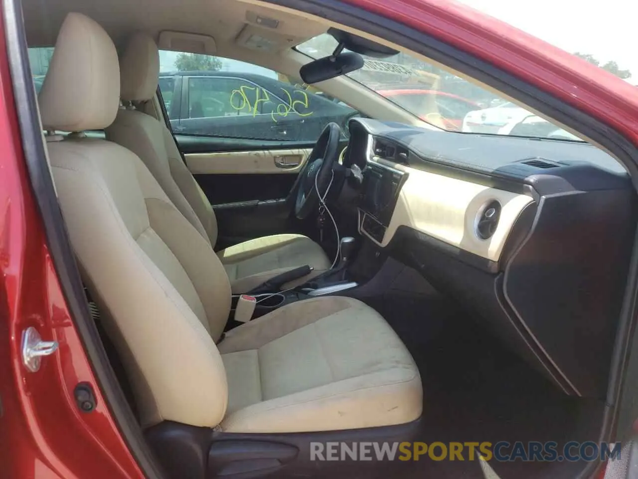 5 Photograph of a damaged car 5YFBURHE4KP911667 TOYOTA COROLLA 2019