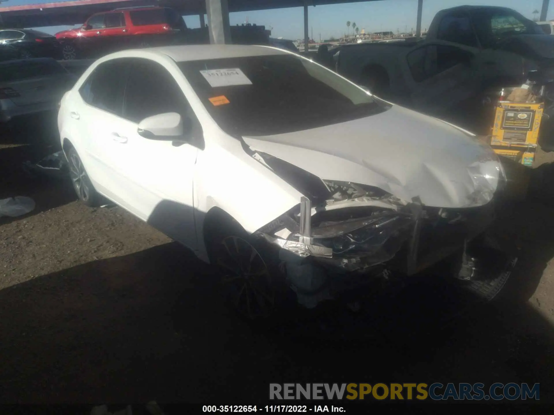 1 Photograph of a damaged car 5YFBURHE4KP914200 TOYOTA COROLLA 2019
