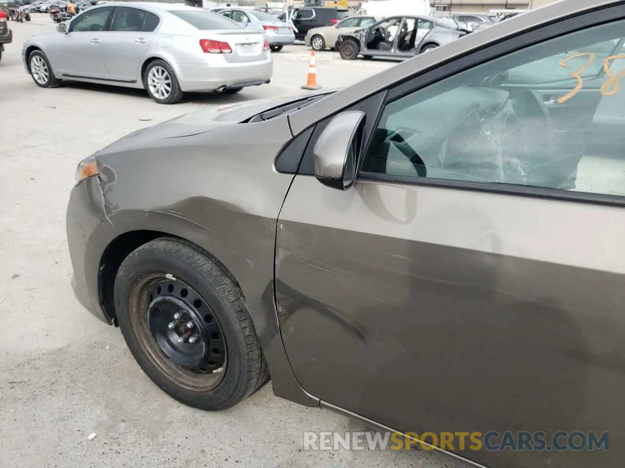 9 Photograph of a damaged car 5YFBURHE4KP919266 TOYOTA COROLLA 2019