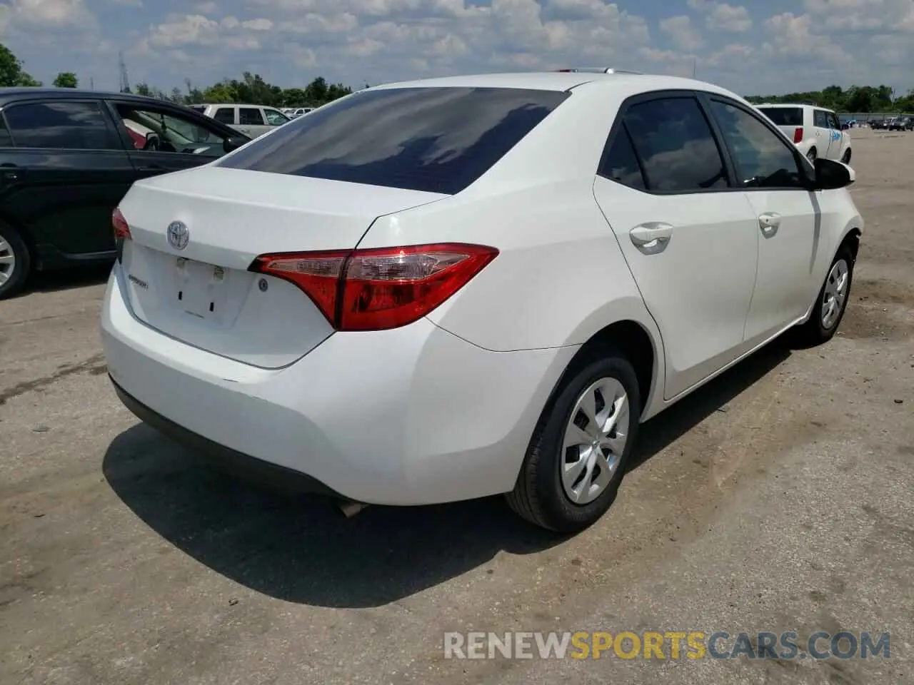 4 Photograph of a damaged car 5YFBURHE4KP925553 TOYOTA COROLLA 2019