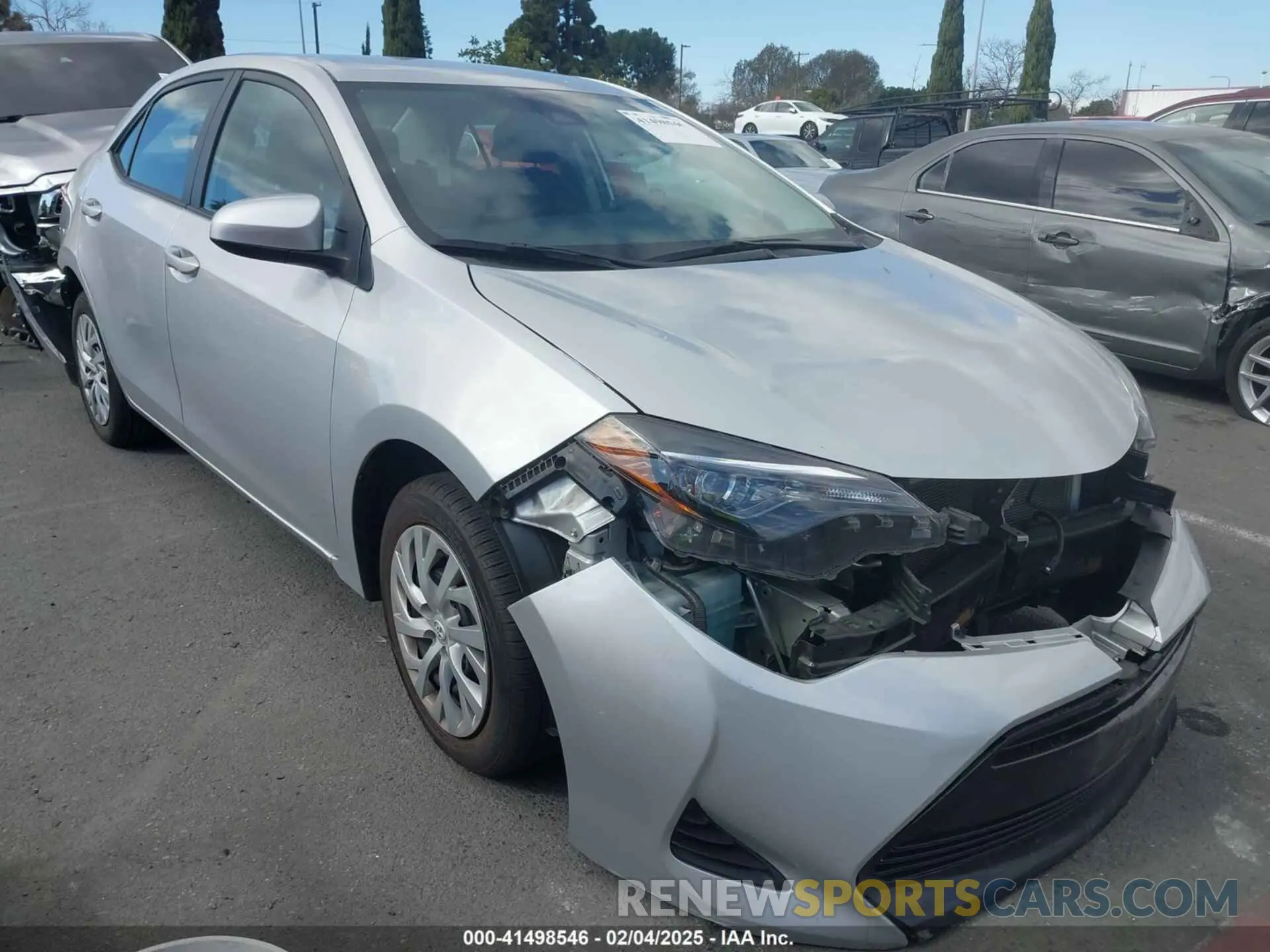 1 Photograph of a damaged car 5YFBURHE4KP926752 TOYOTA COROLLA 2019
