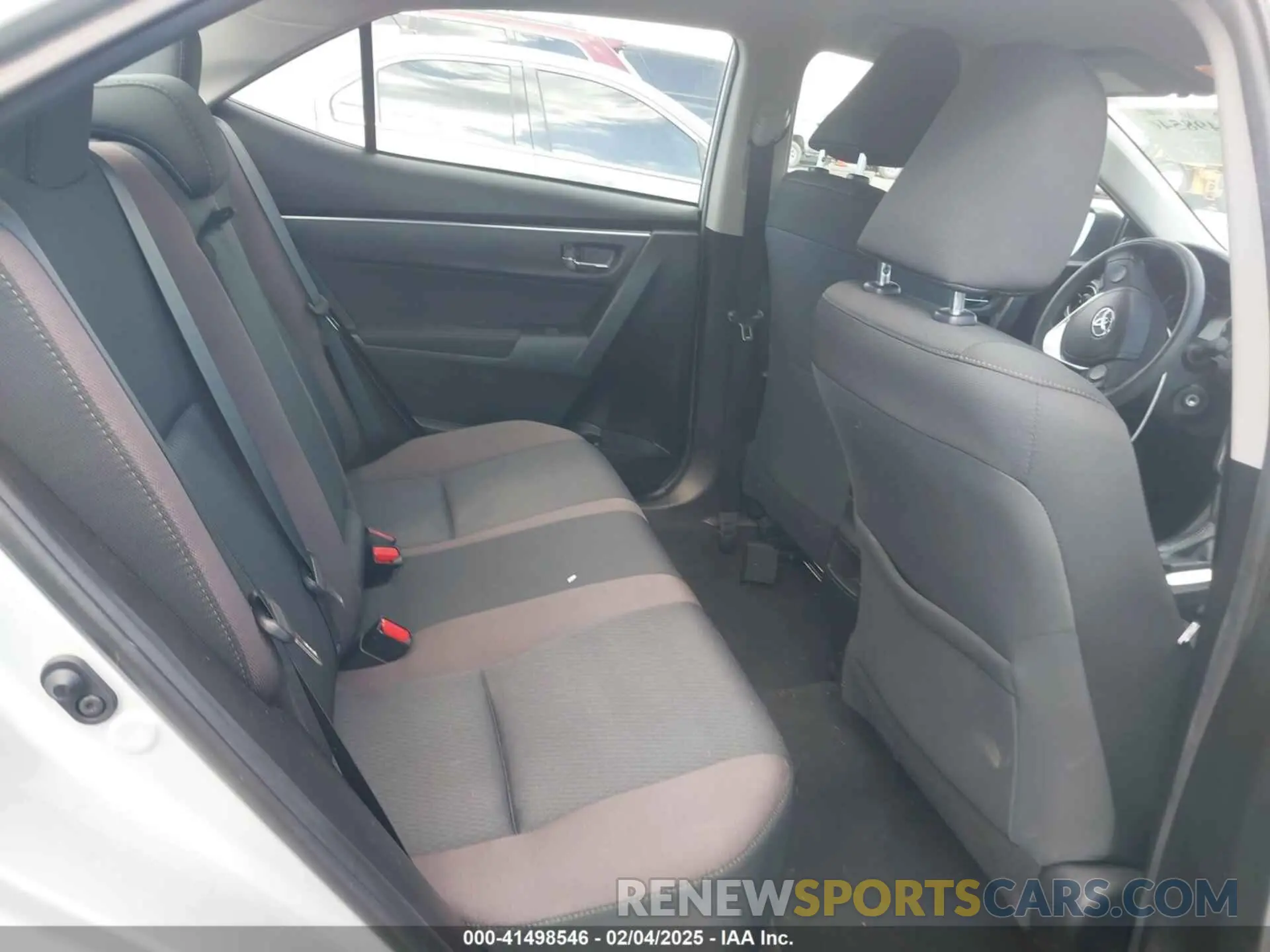 8 Photograph of a damaged car 5YFBURHE4KP926752 TOYOTA COROLLA 2019