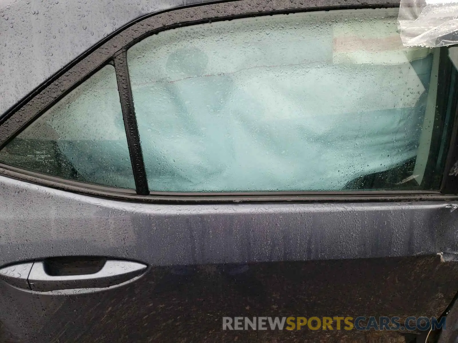 6 Photograph of a damaged car 5YFBURHE4KP936133 TOYOTA COROLLA 2019