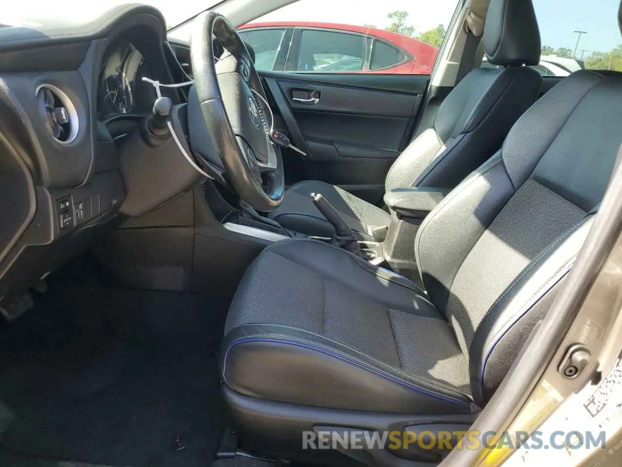 7 Photograph of a damaged car 5YFBURHE4KP947794 TOYOTA COROLLA 2019