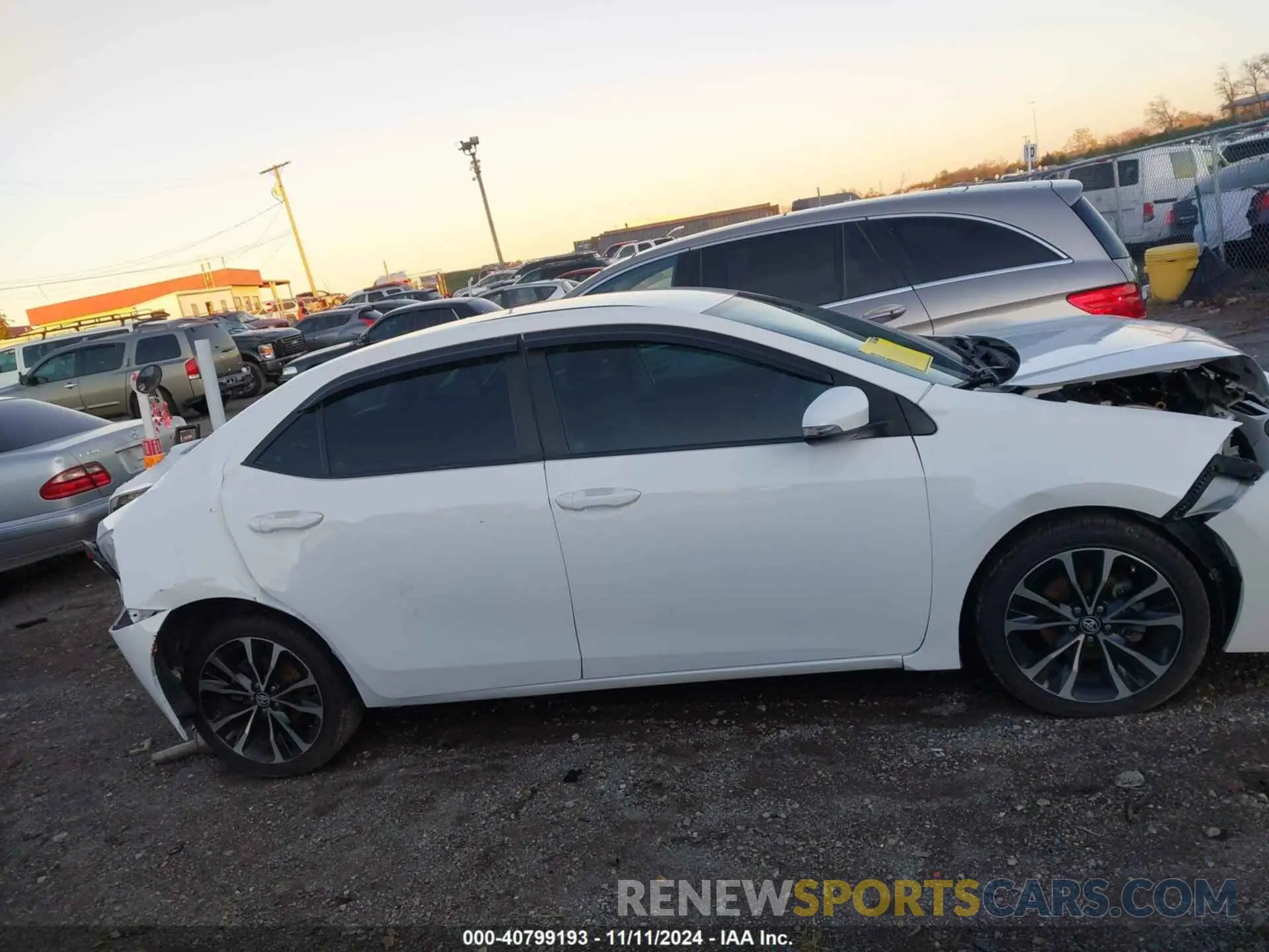13 Фотография поврежденного автомобиля 5YFBURHE4KP948606 TOYOTA COROLLA 2019