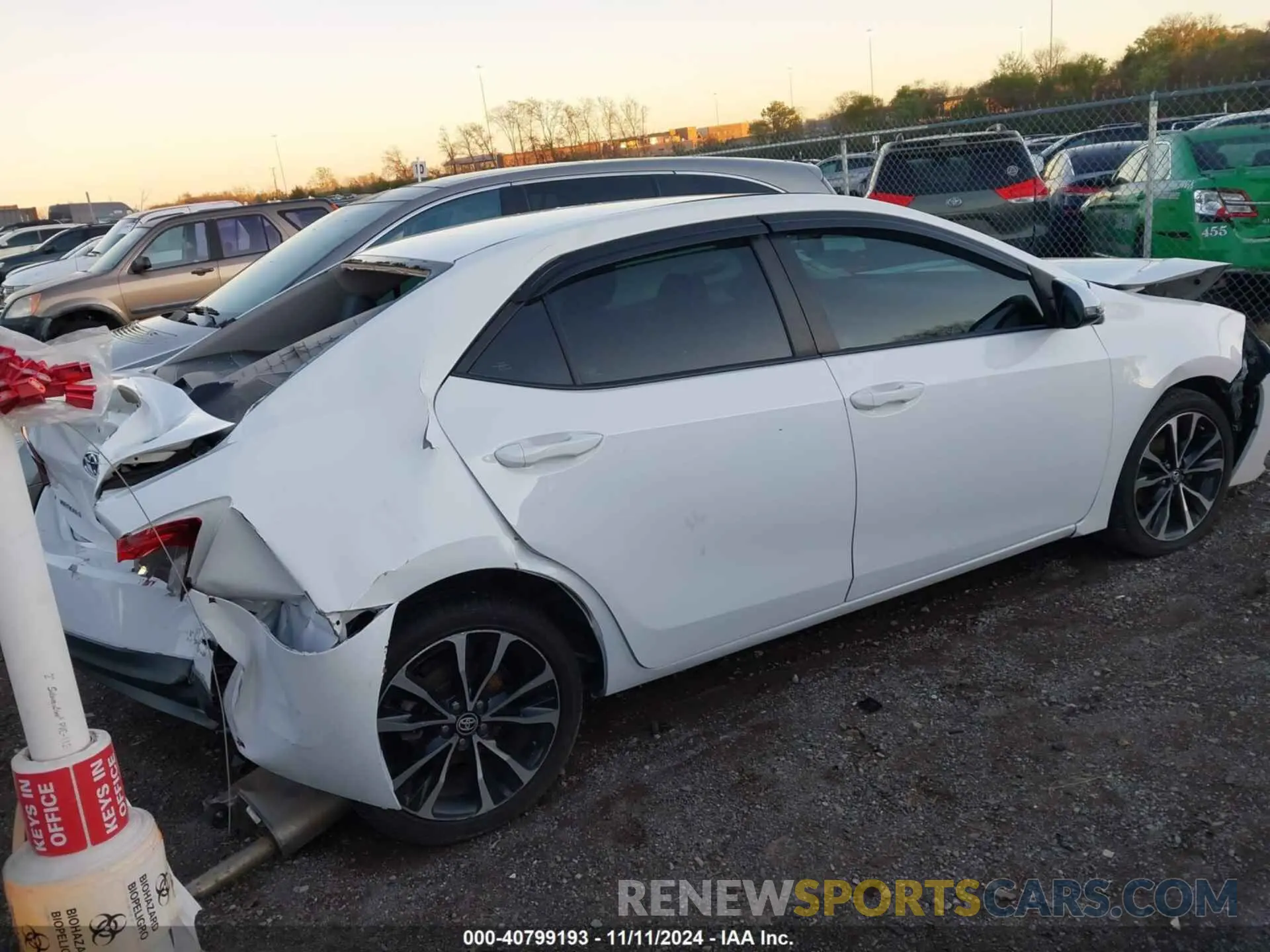 4 Фотография поврежденного автомобиля 5YFBURHE4KP948606 TOYOTA COROLLA 2019