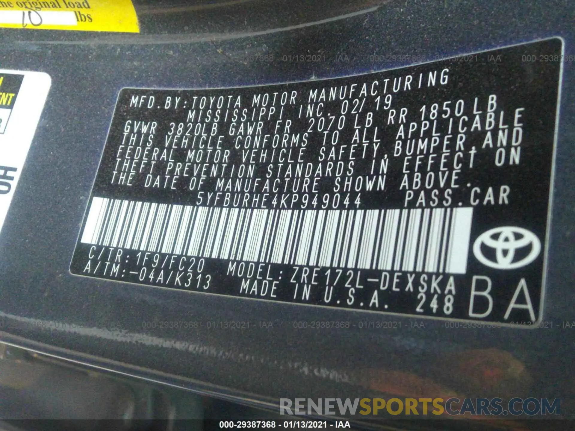 9 Photograph of a damaged car 5YFBURHE4KP949044 TOYOTA COROLLA 2019
