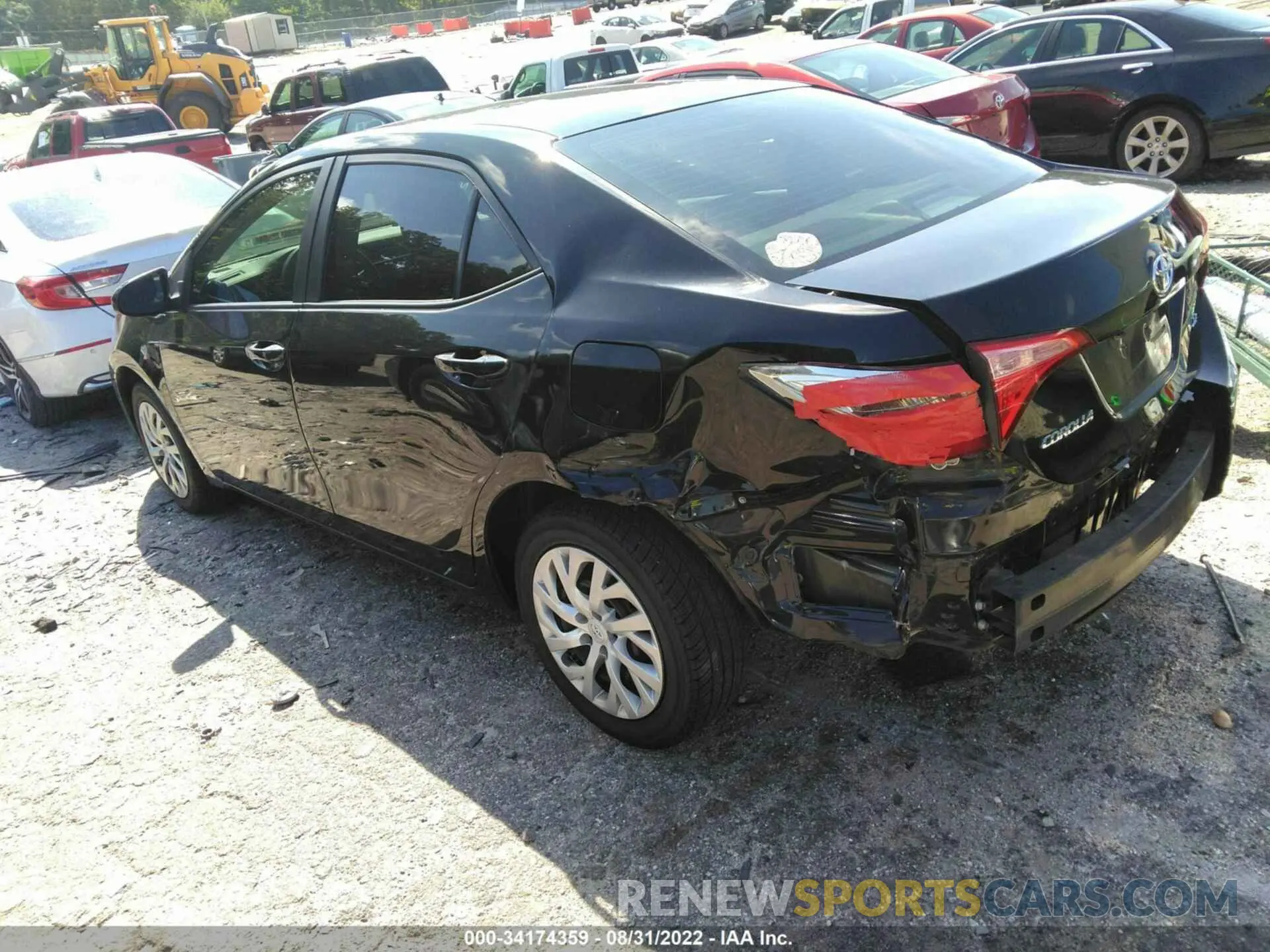 3 Photograph of a damaged car 5YFBURHE5KP862463 TOYOTA COROLLA 2019