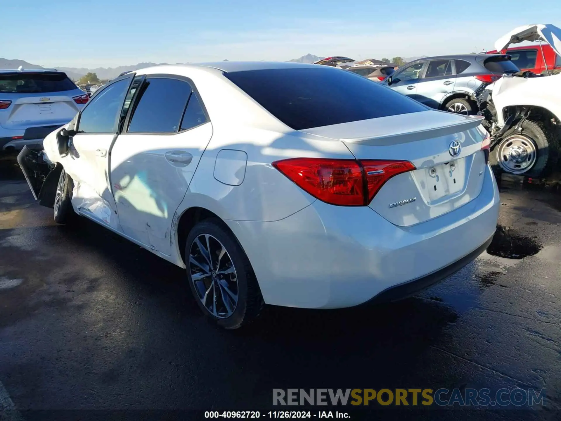 3 Photograph of a damaged car 5YFBURHE5KP863628 TOYOTA COROLLA 2019