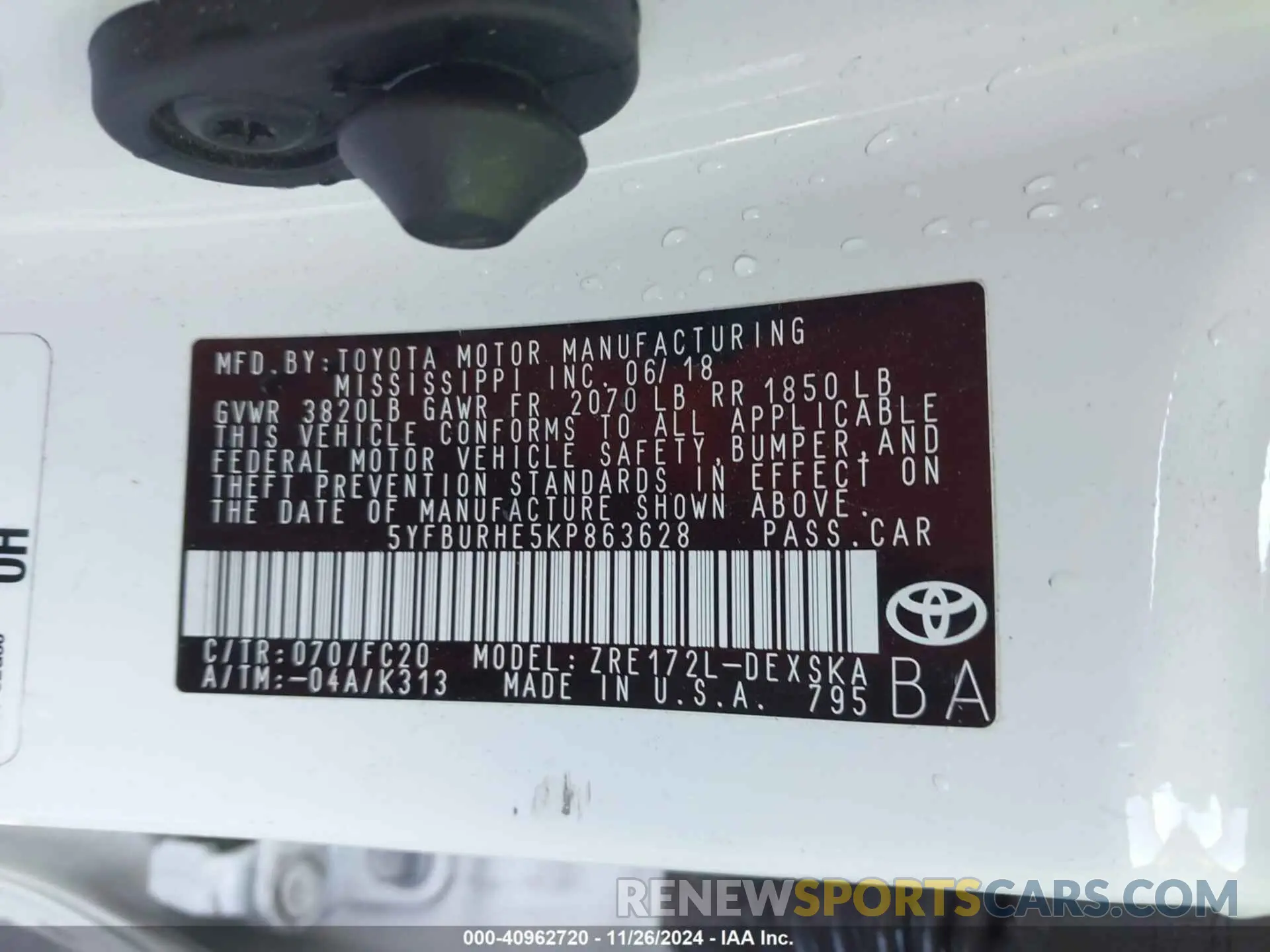 9 Photograph of a damaged car 5YFBURHE5KP863628 TOYOTA COROLLA 2019