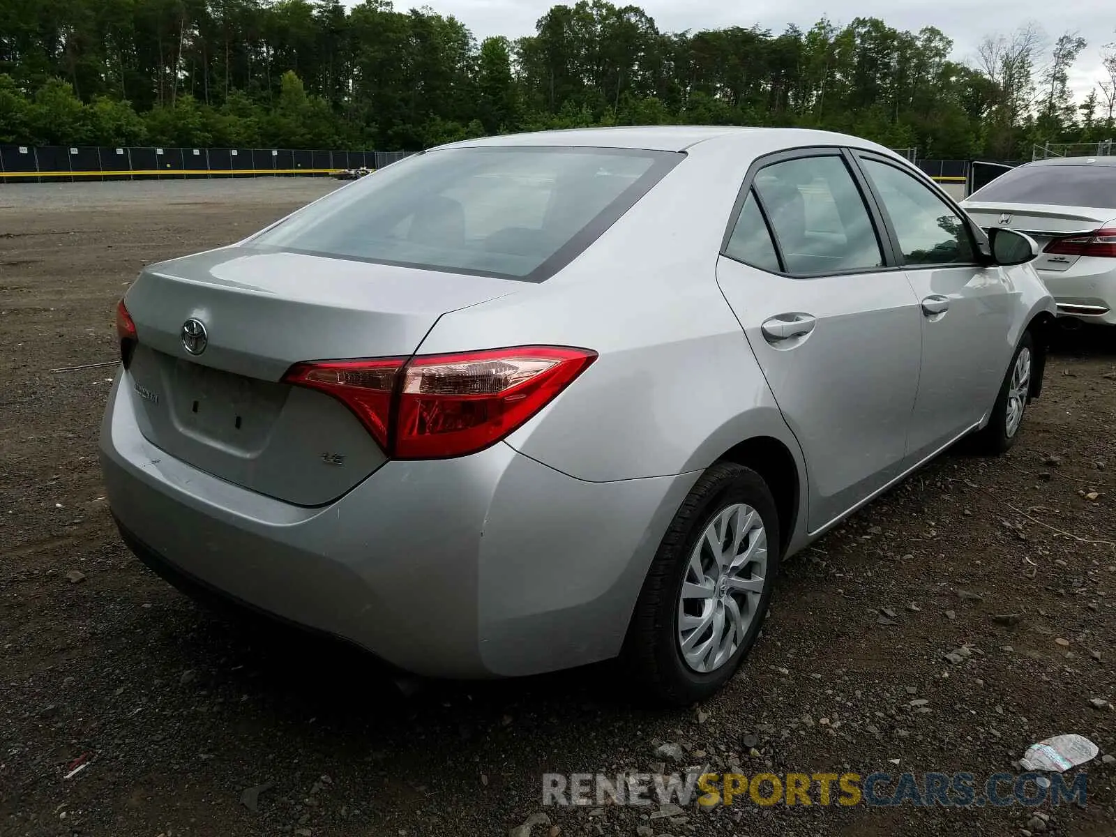 4 Photograph of a damaged car 5YFBURHE5KP864259 TOYOTA COROLLA 2019