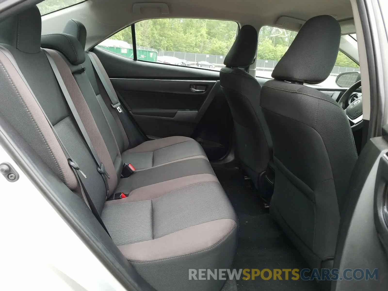 6 Photograph of a damaged car 5YFBURHE5KP864259 TOYOTA COROLLA 2019