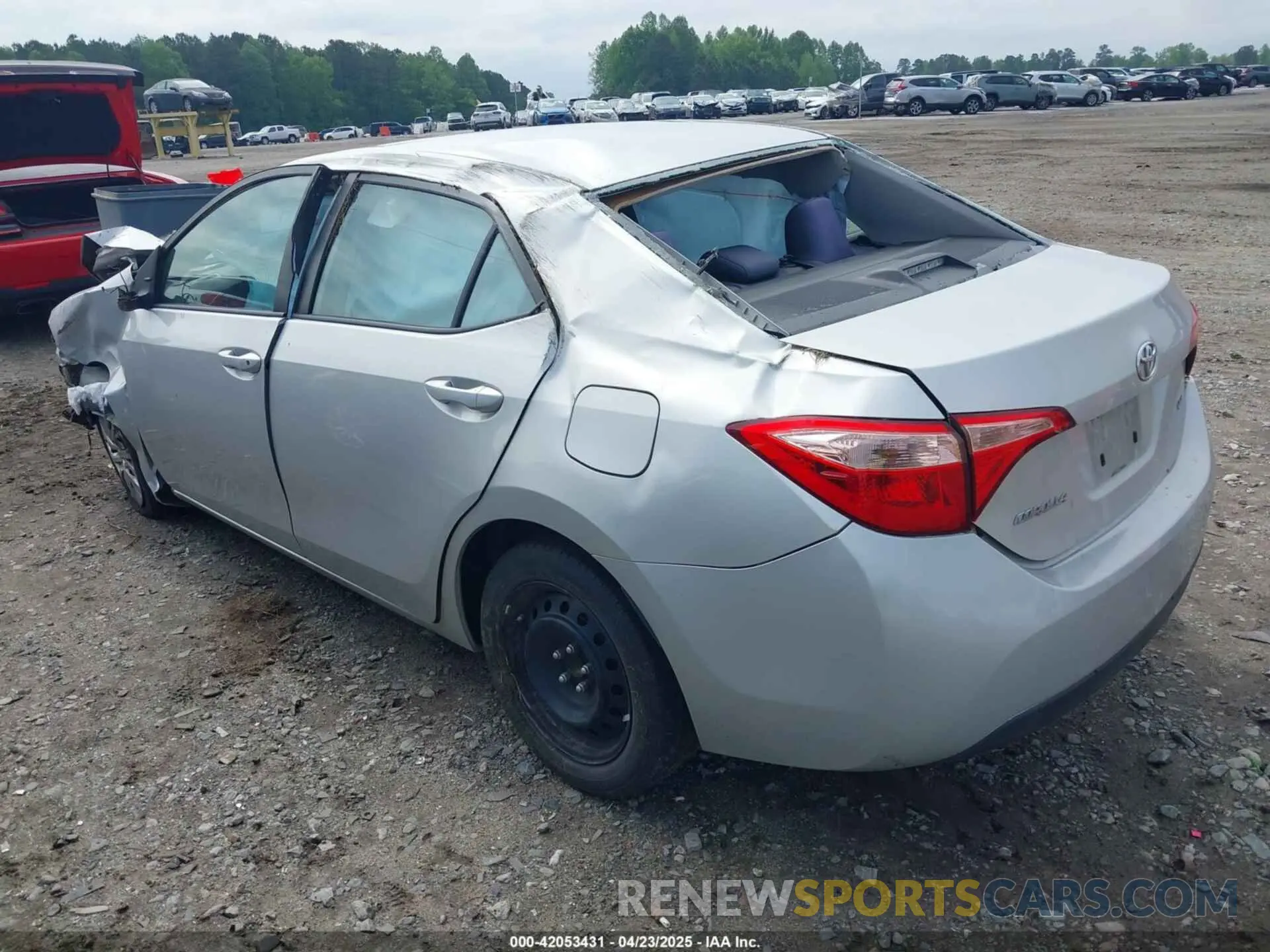 3 Photograph of a damaged car 5YFBURHE5KP872474 TOYOTA COROLLA 2019