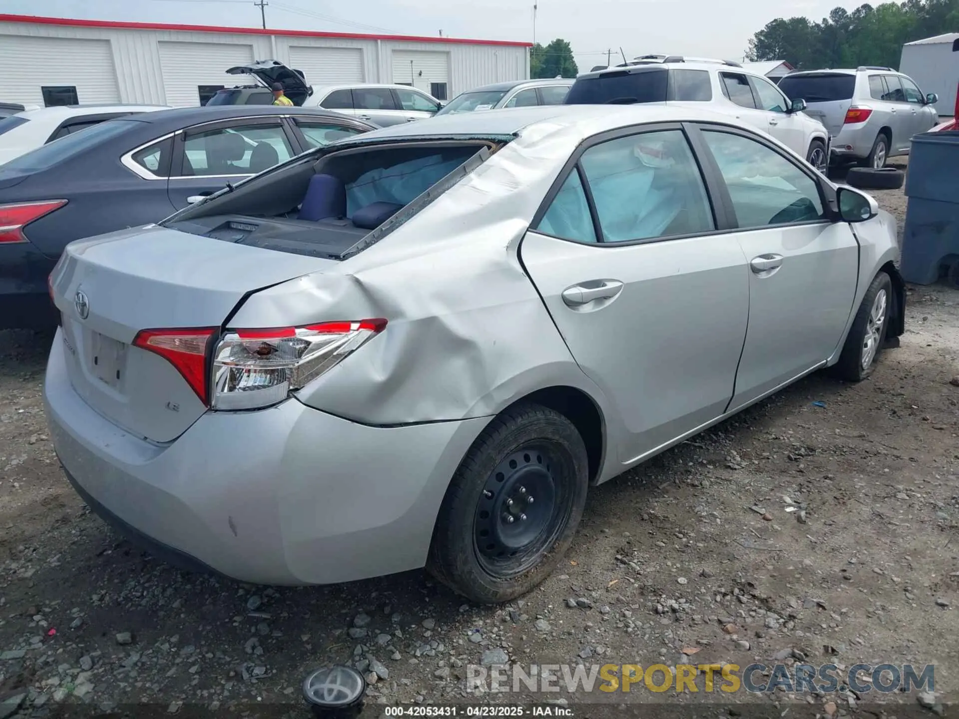 4 Photograph of a damaged car 5YFBURHE5KP872474 TOYOTA COROLLA 2019