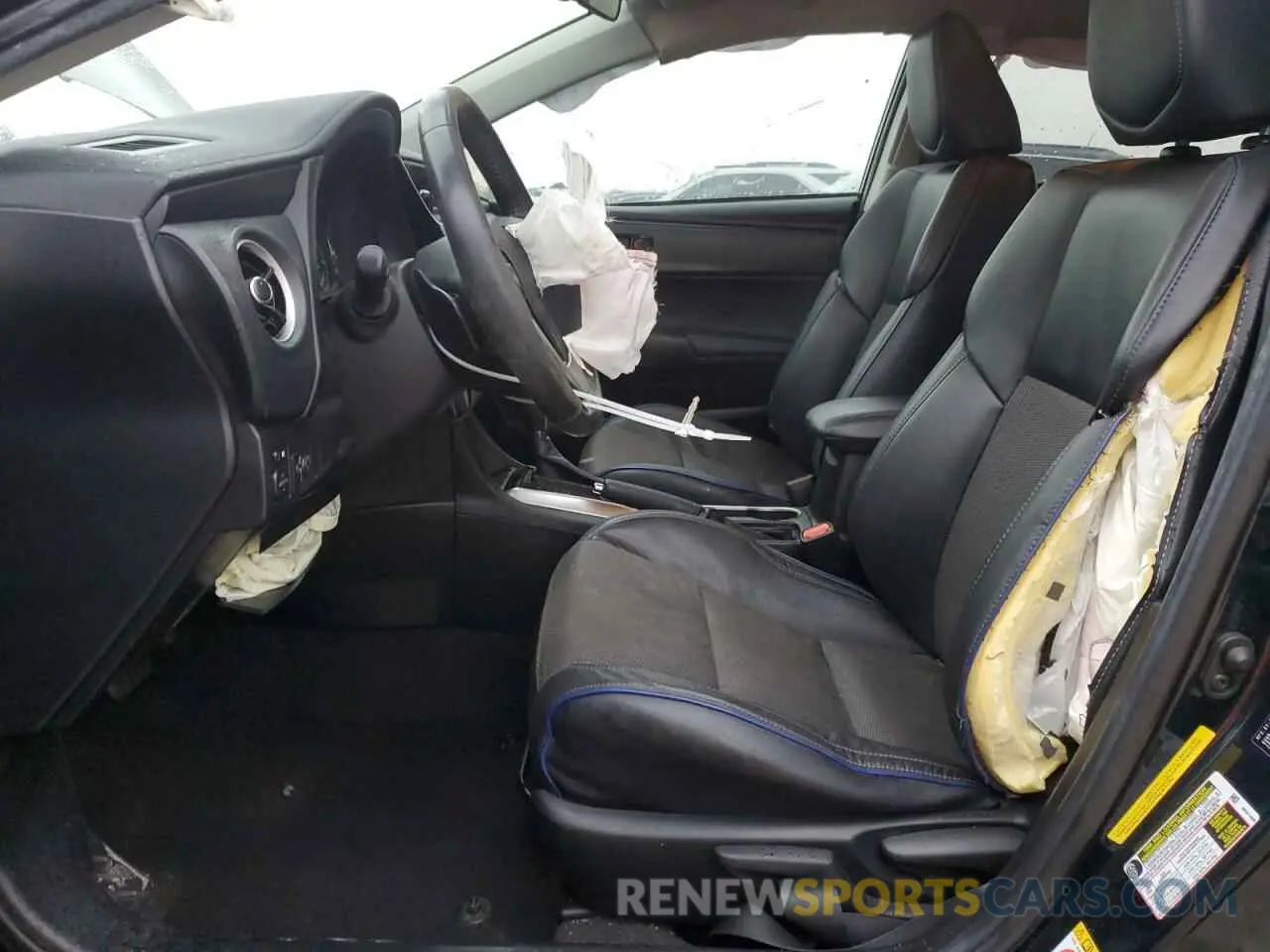 7 Photograph of a damaged car 5YFBURHE5KP873317 TOYOTA COROLLA 2019