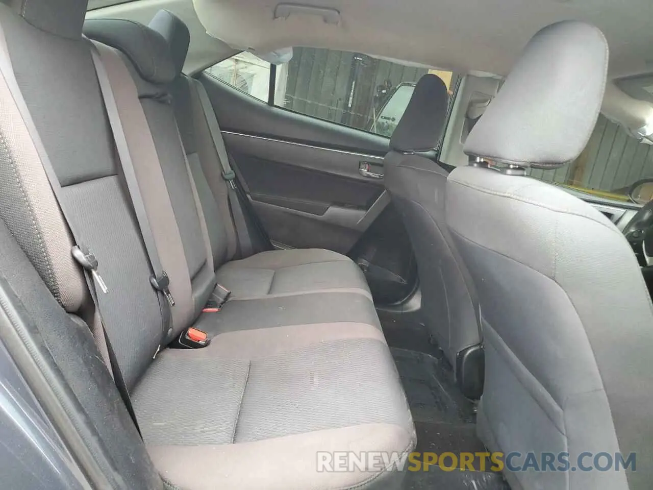 10 Photograph of a damaged car 5YFBURHE5KP875357 TOYOTA COROLLA 2019