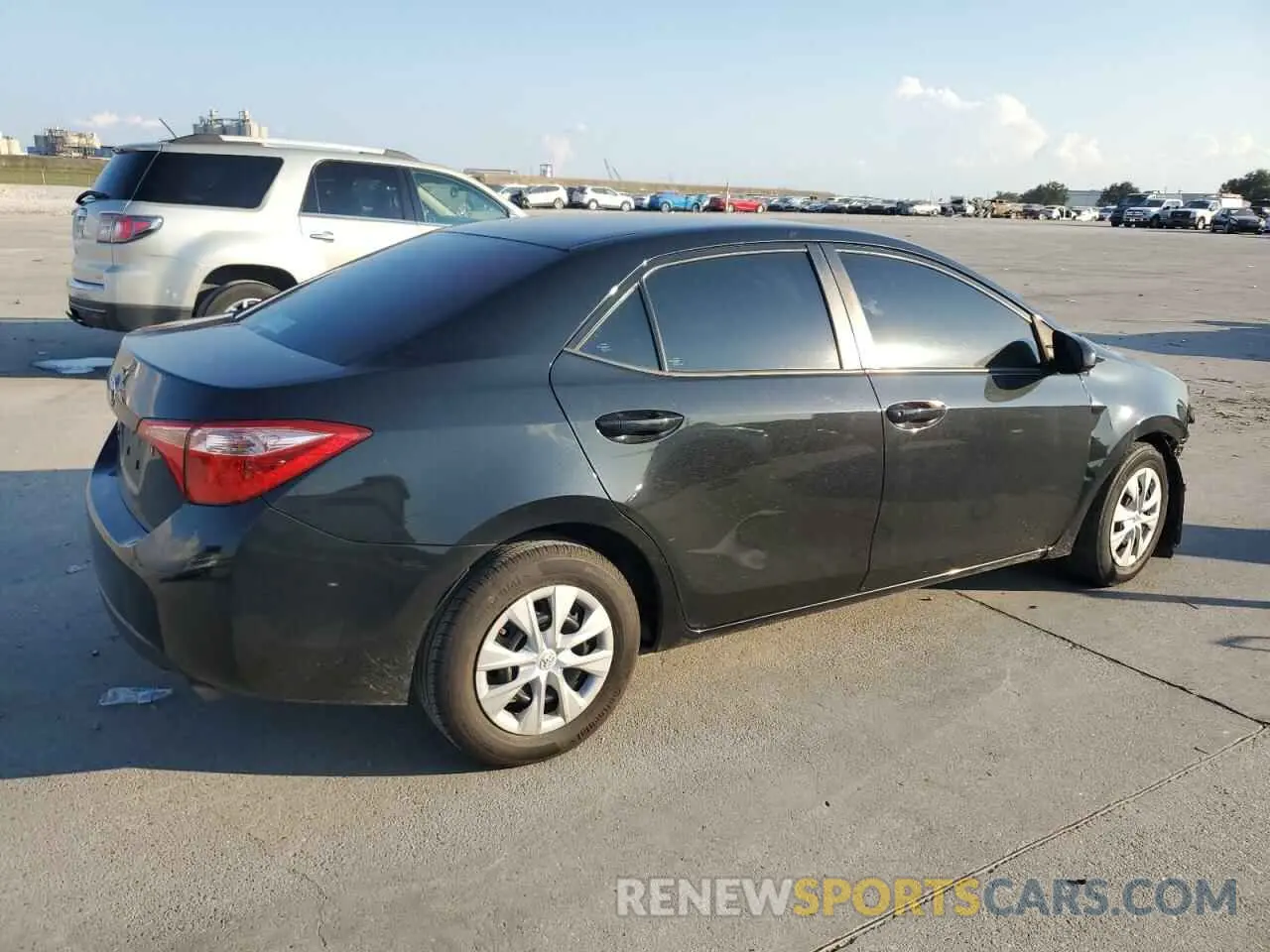 3 Photograph of a damaged car 5YFBURHE5KP876671 TOYOTA COROLLA 2019