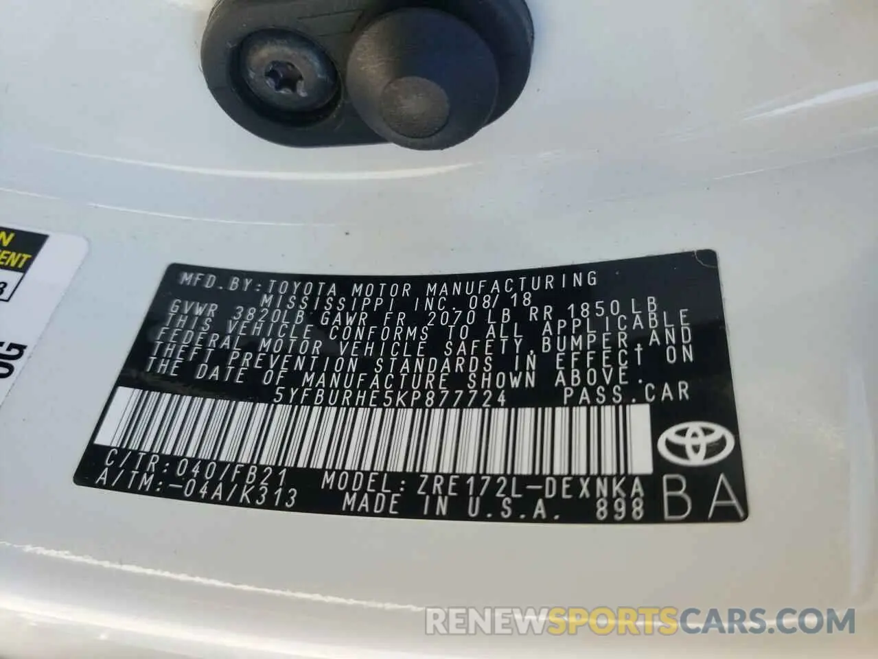 10 Photograph of a damaged car 5YFBURHE5KP877724 TOYOTA COROLLA 2019