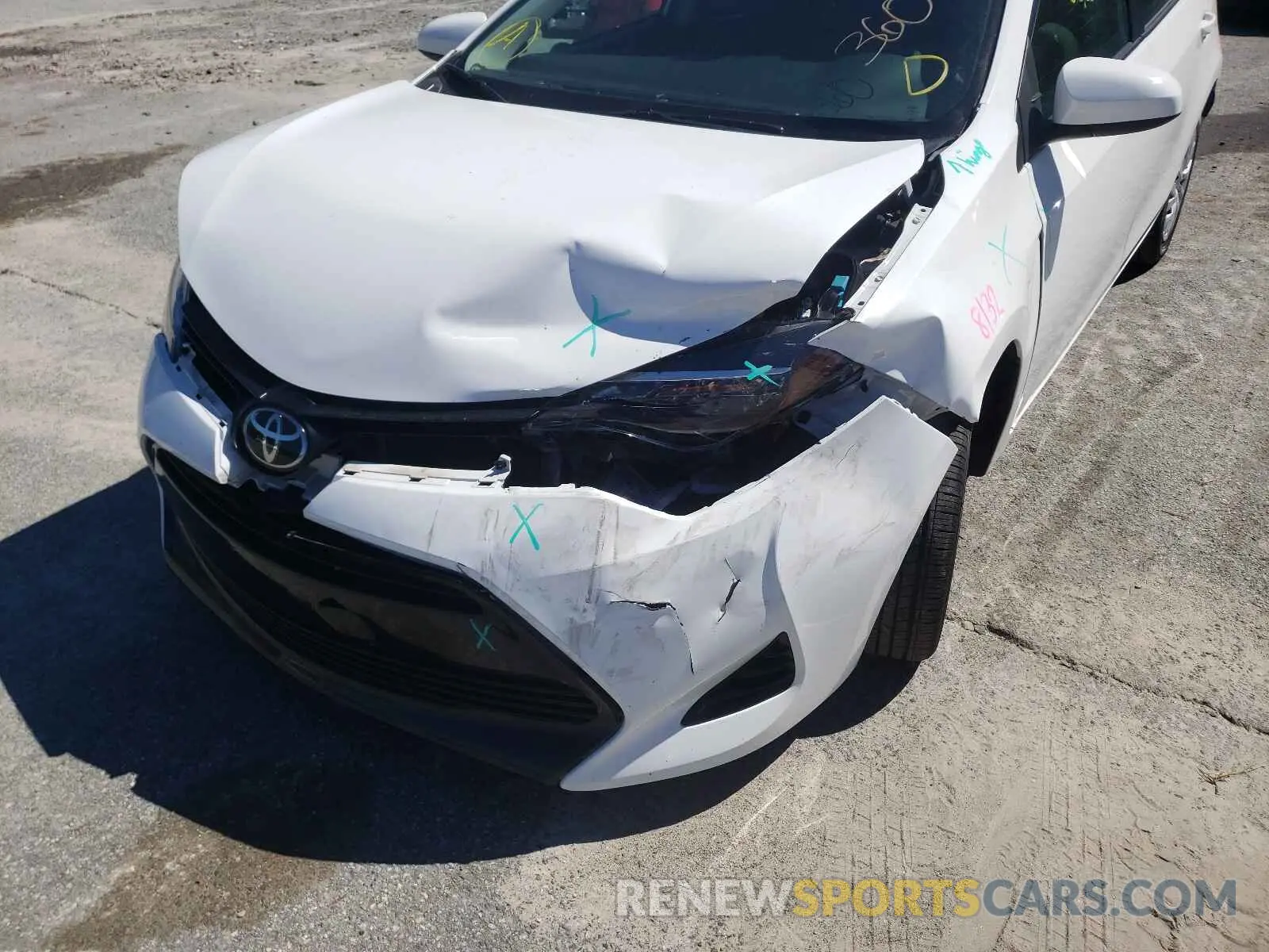 9 Photograph of a damaged car 5YFBURHE5KP877724 TOYOTA COROLLA 2019