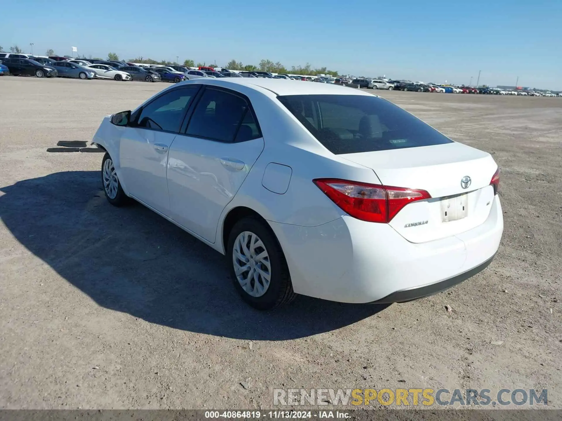 3 Photograph of a damaged car 5YFBURHE5KP883782 TOYOTA COROLLA 2019
