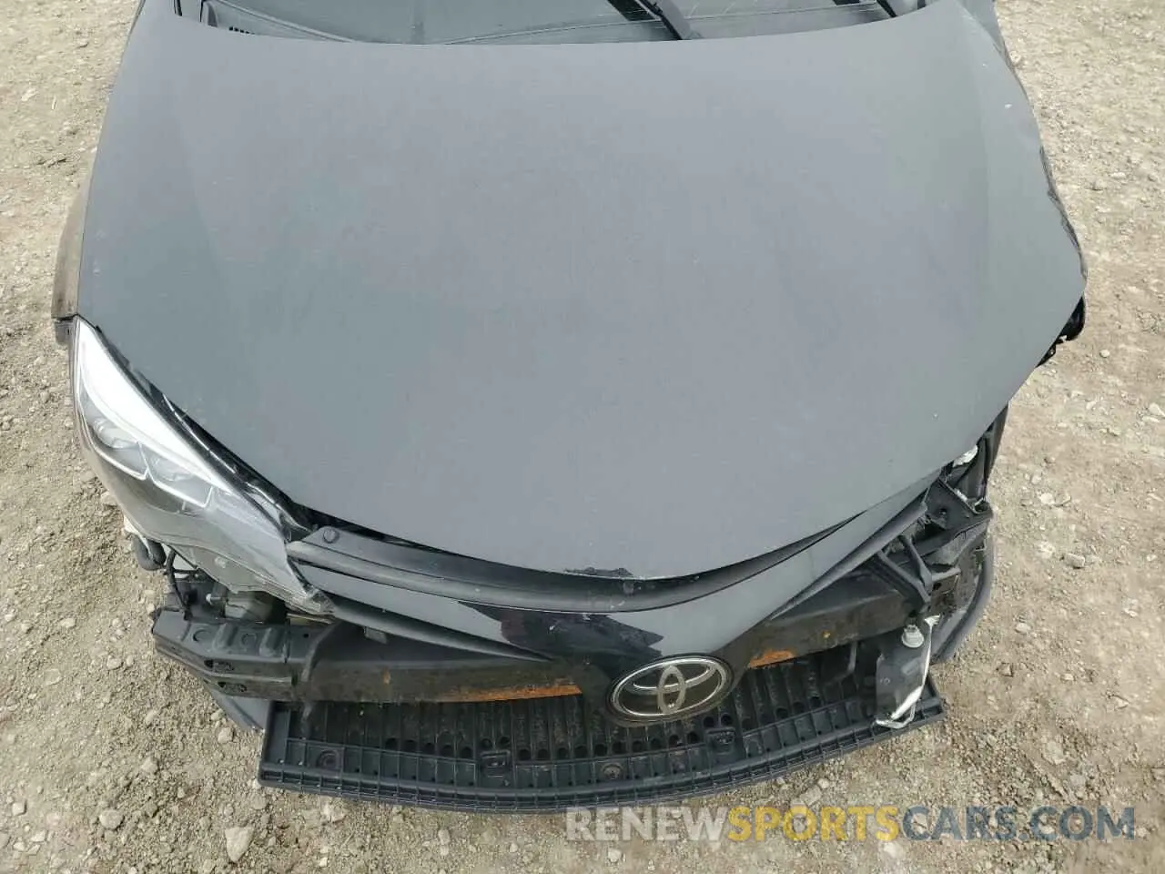 12 Photograph of a damaged car 5YFBURHE5KP887752 TOYOTA COROLLA 2019