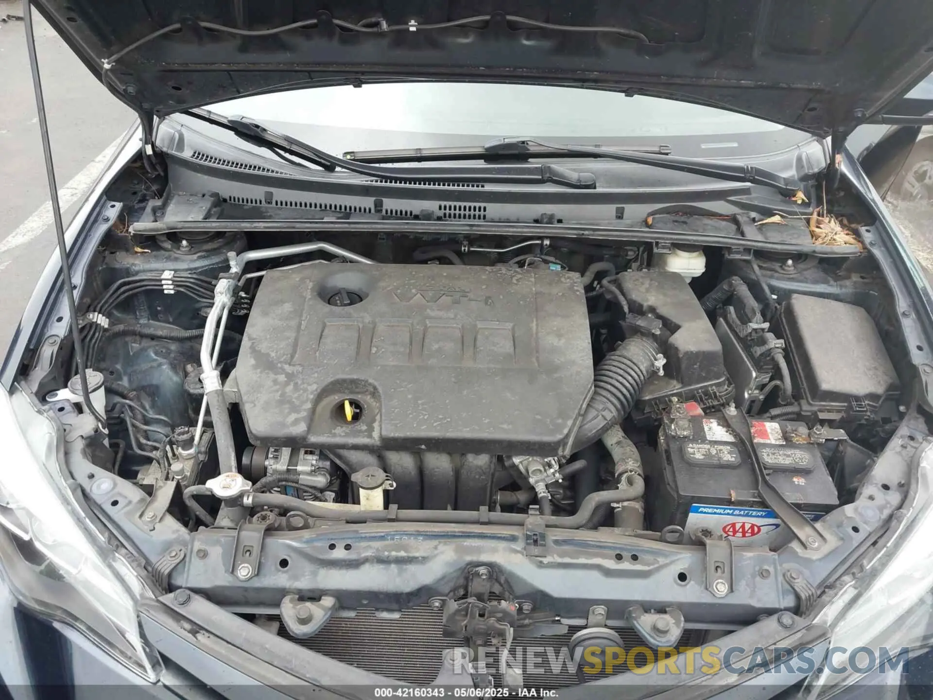 10 Photograph of a damaged car 5YFBURHE5KP890375 TOYOTA COROLLA 2019
